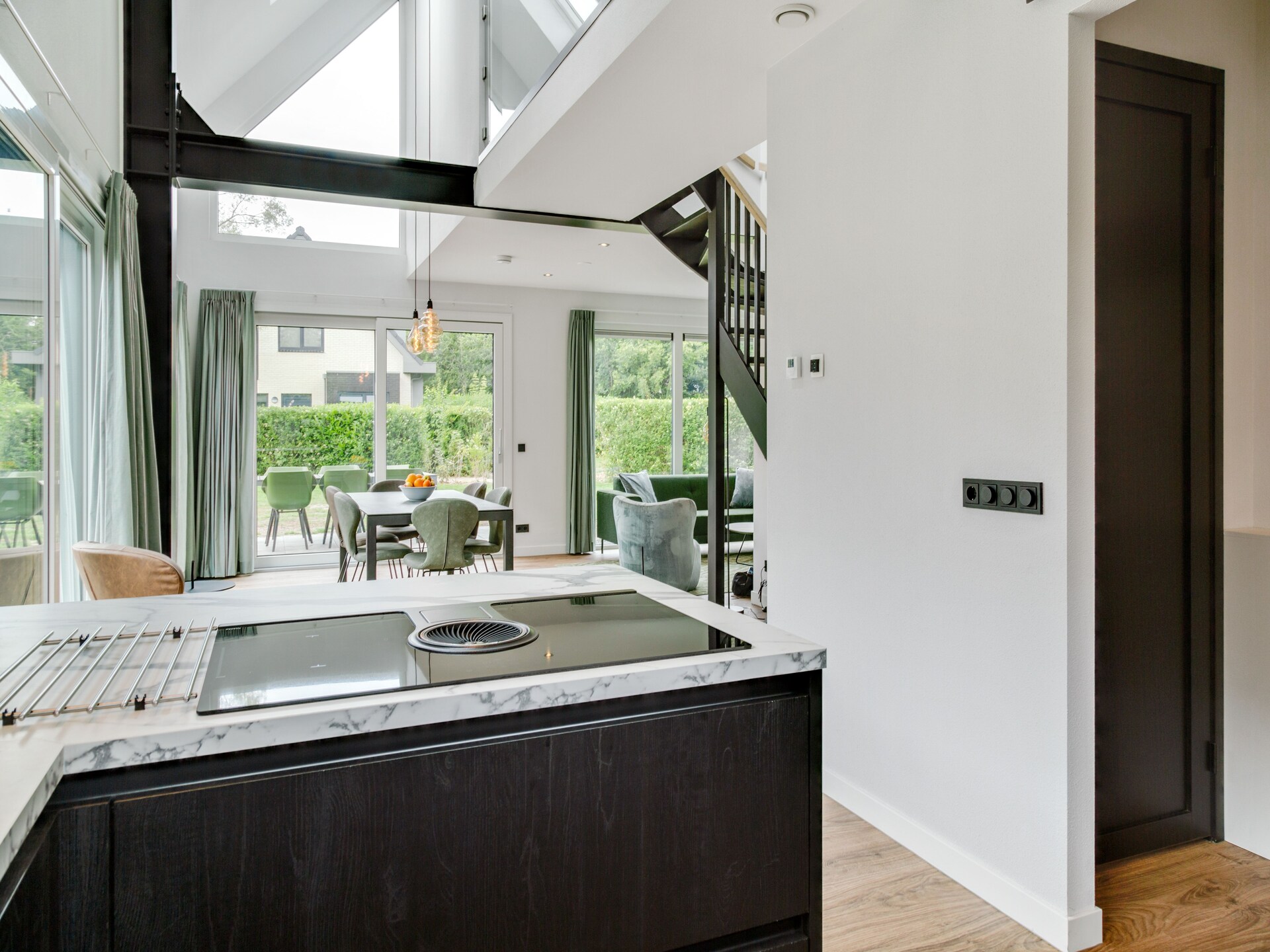 Luxe vakantiehuis met sauna in bosrijke omgeving bij De Koog - foto 13