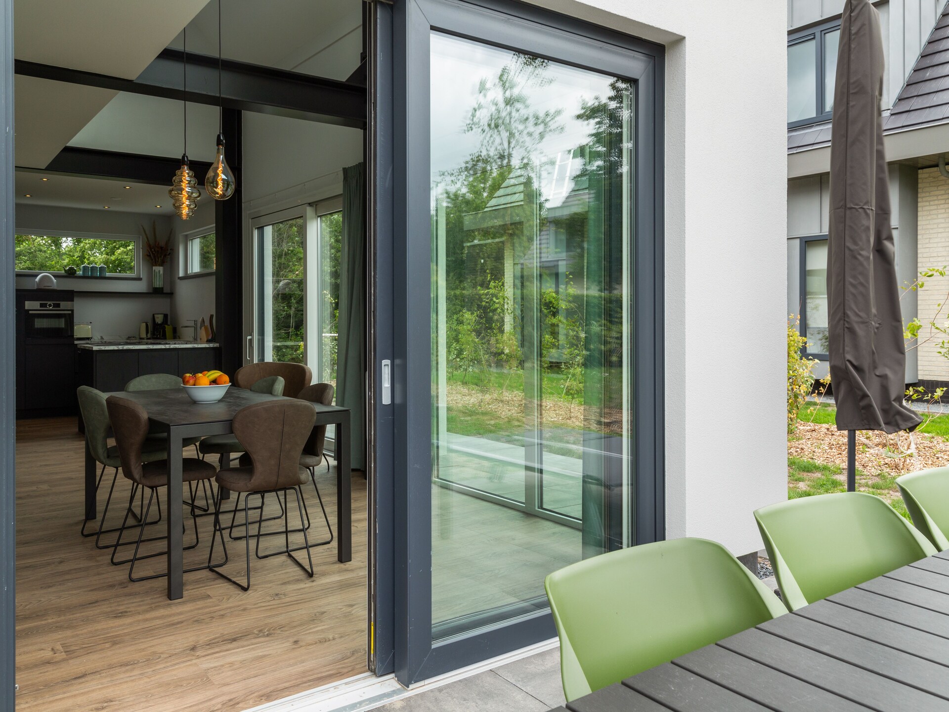 Luxe vakantiehuis met sauna in bosrijke omgeving bij De Koog - foto 29