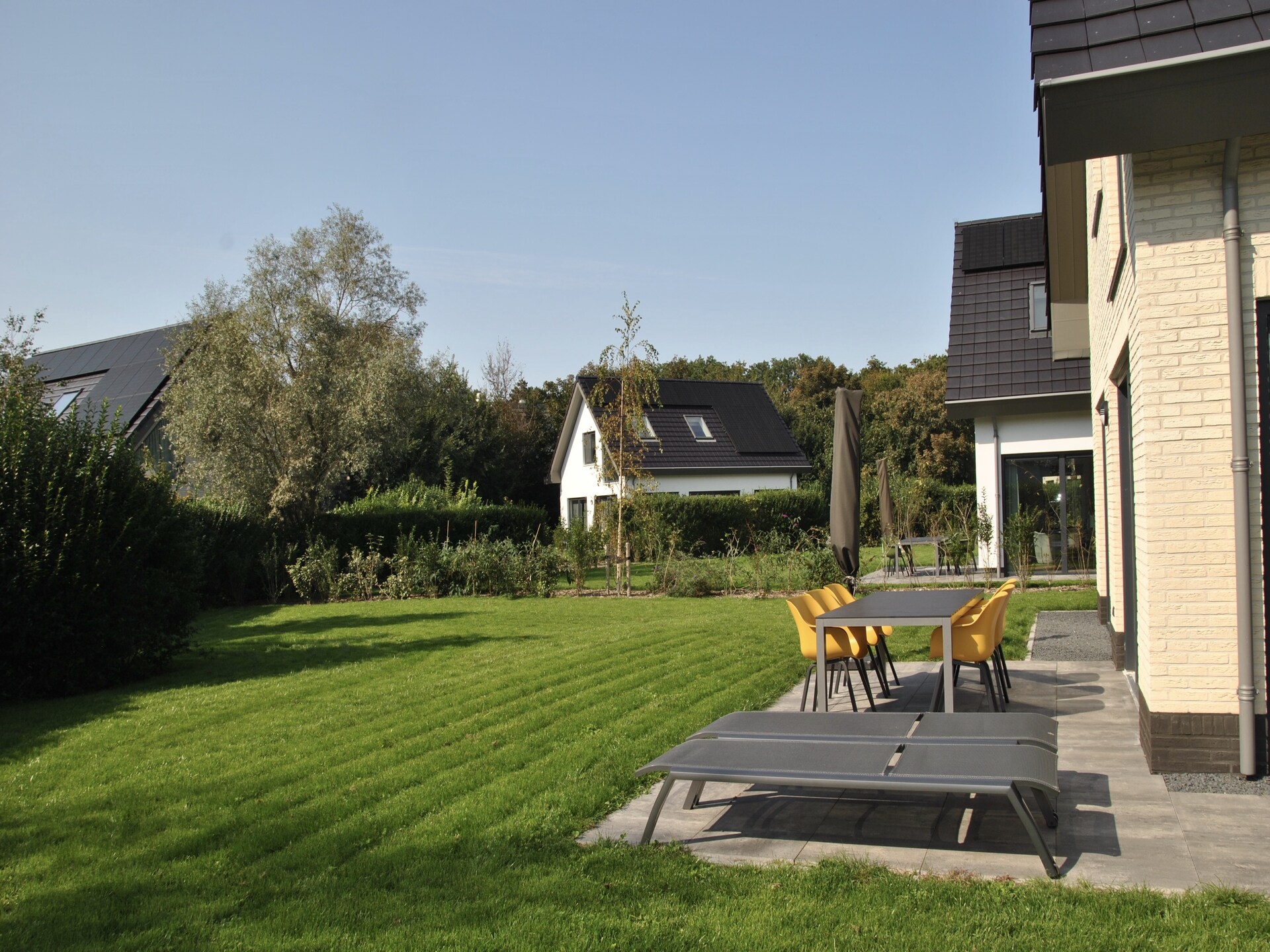 Luxe vakantiehuis met sauna in bosrijke omgeving bij De Koog - foto 2