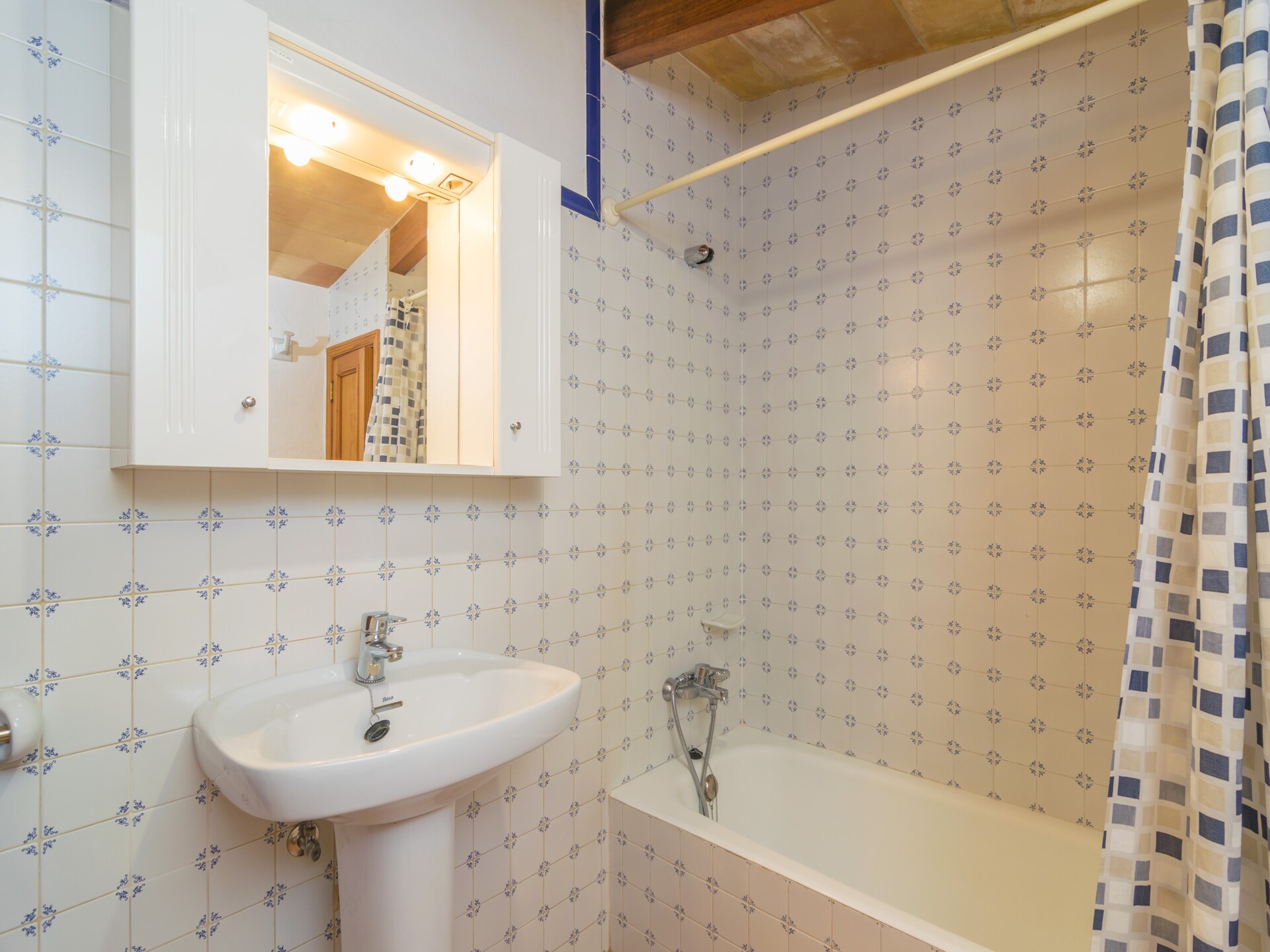 Vrijstaande villa met privézwembad aan golfbaan bij Campanet - foto 18