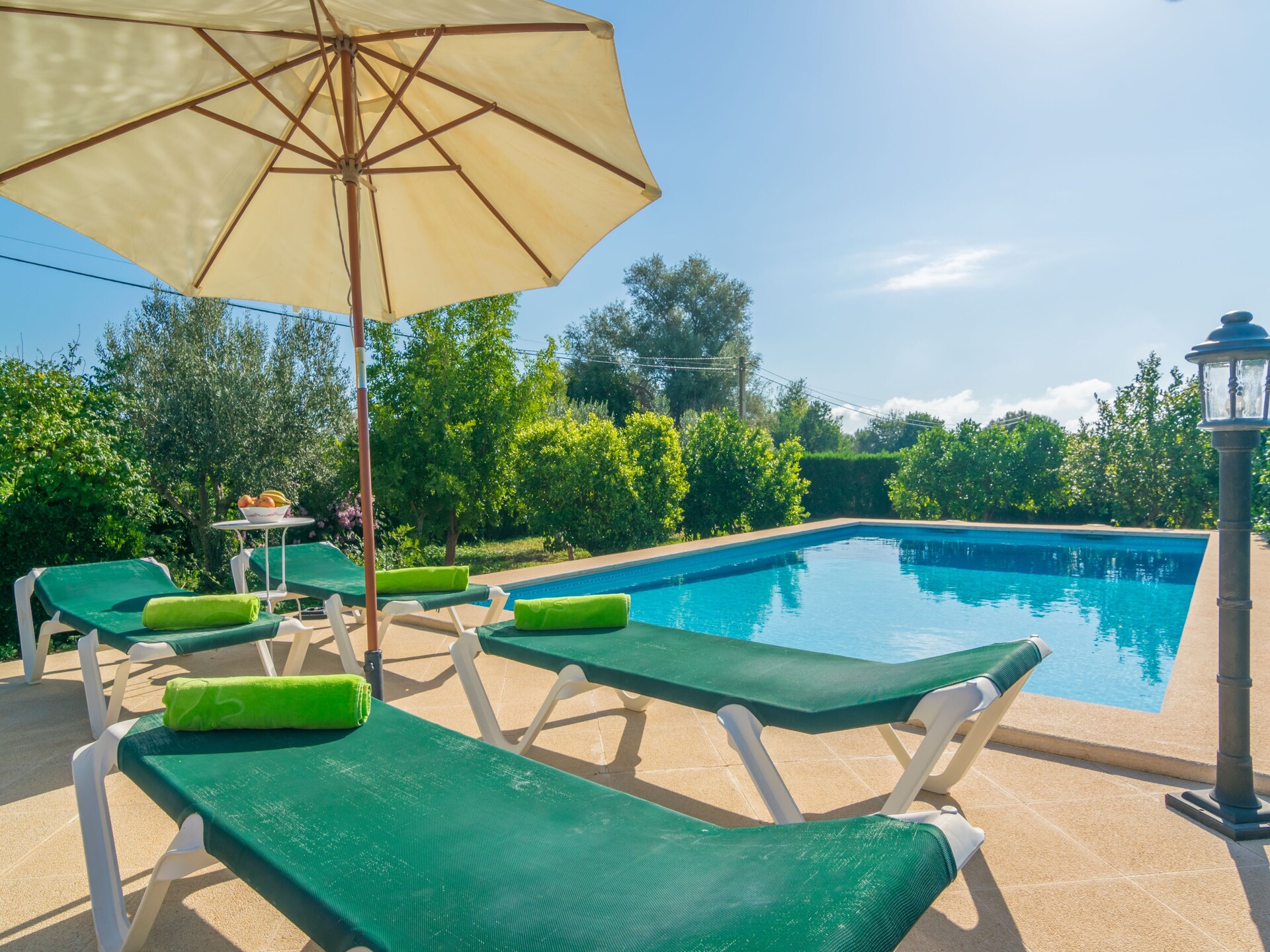 Vrijstaande villa met privézwembad aan golfbaan bij Campanet - foto 28