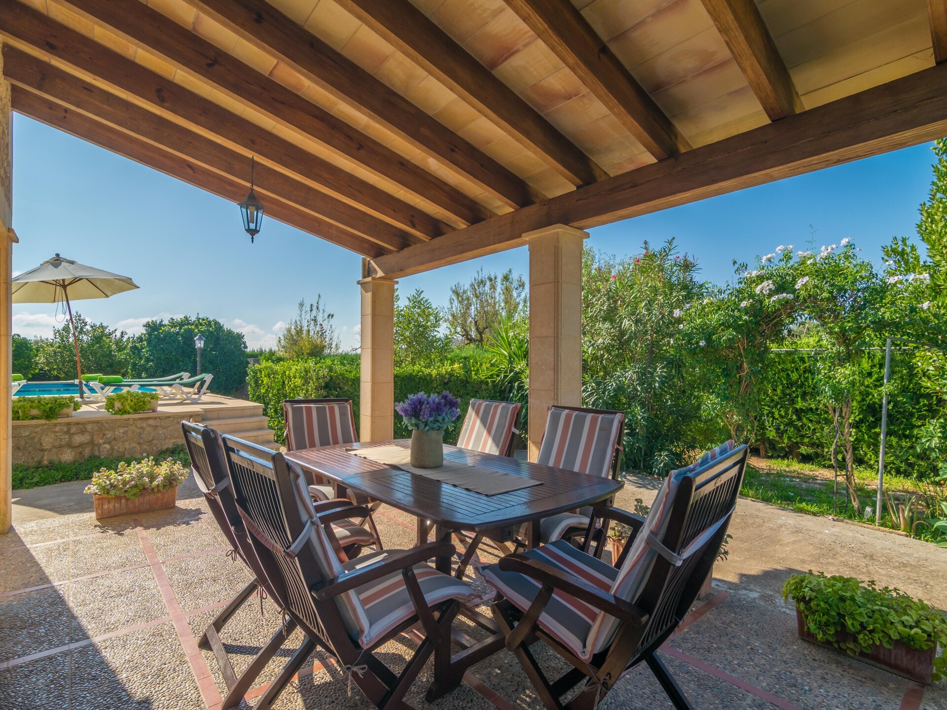 Vrijstaande villa met privézwembad aan golfbaan bij Campanet - foto 42