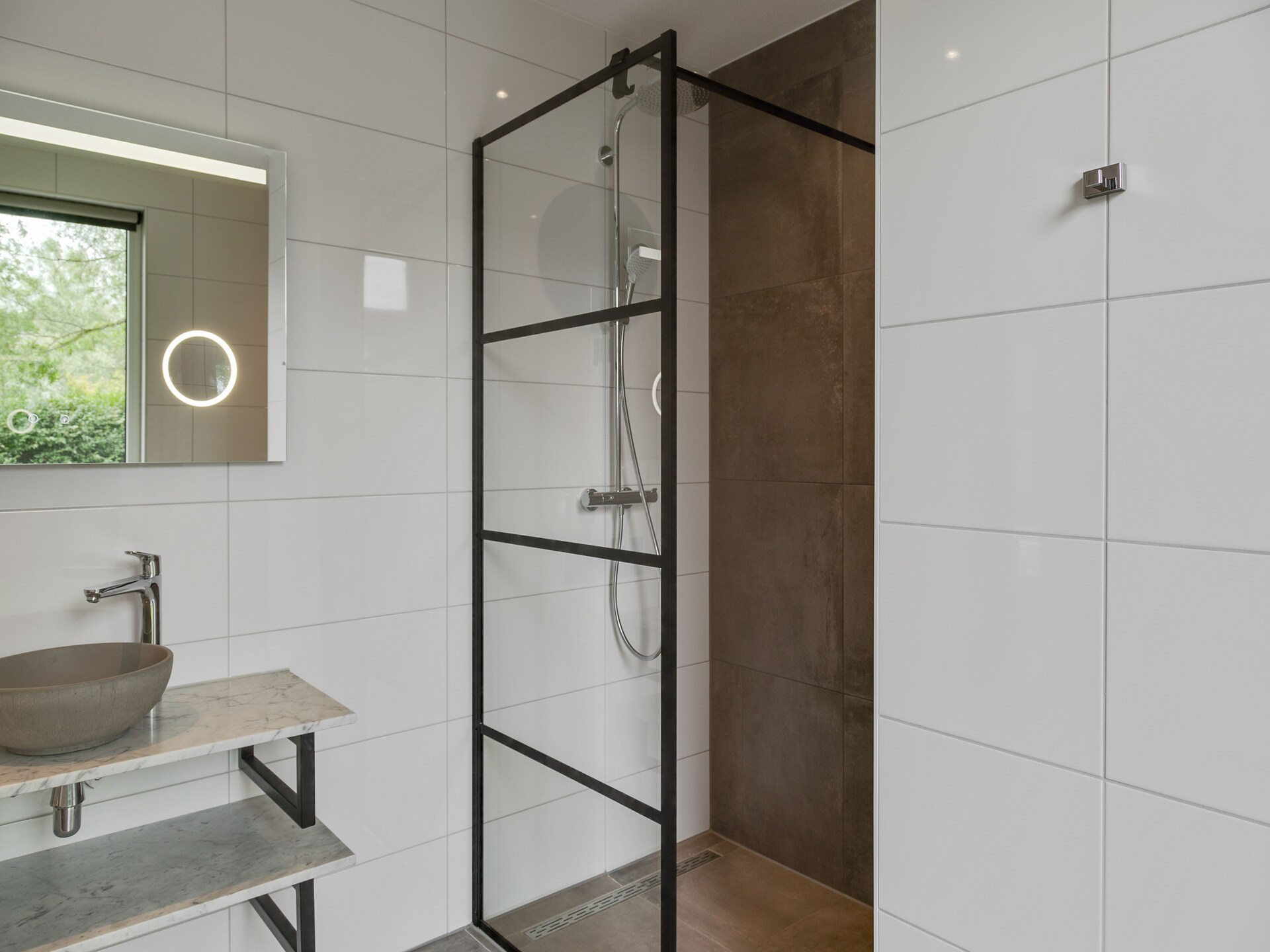 Luxe vrijstaand vakantiehuis aan bos en golfbaan op Texel - foto 17