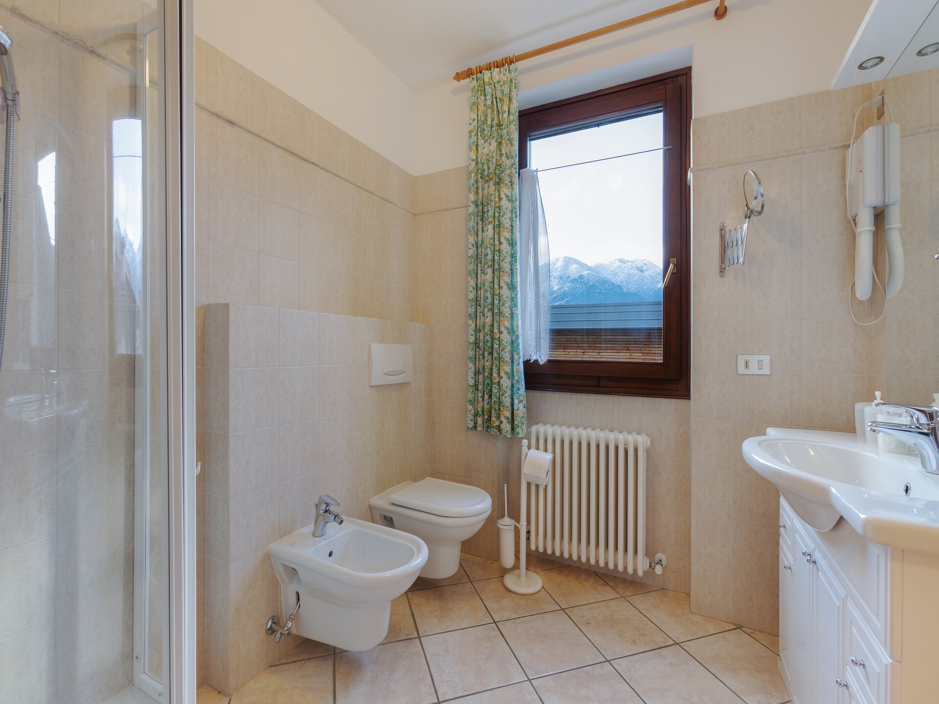 Op 650 m van het meer: Ruim vakantiehuis in Val di Ledro - foto 23