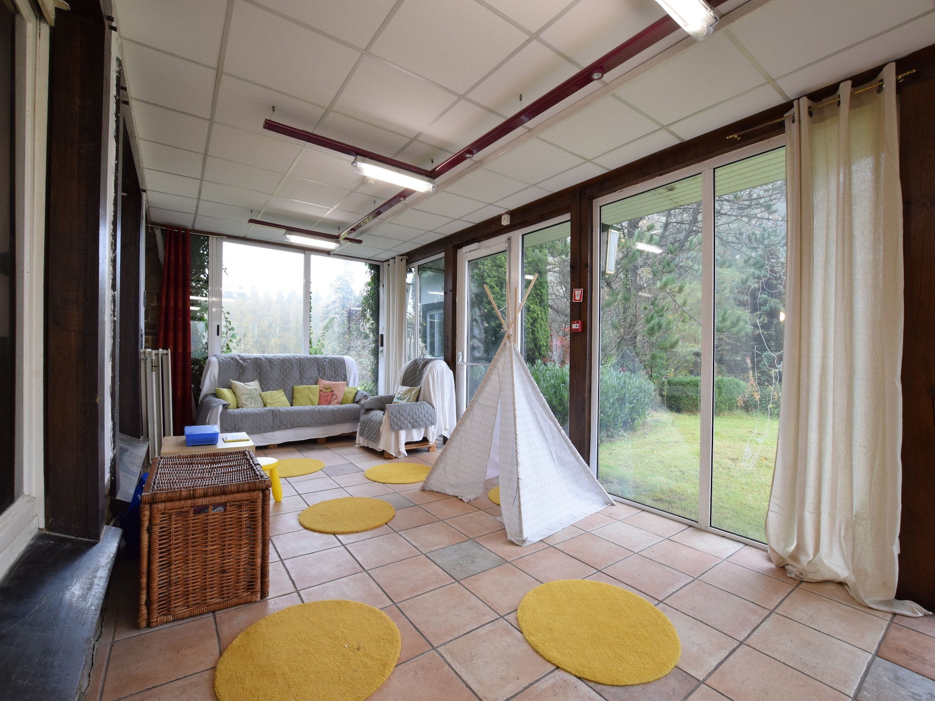 Op 950 m van de piste: ruim vakantiehuis in Vielsalm voor 30 personen - foto 35