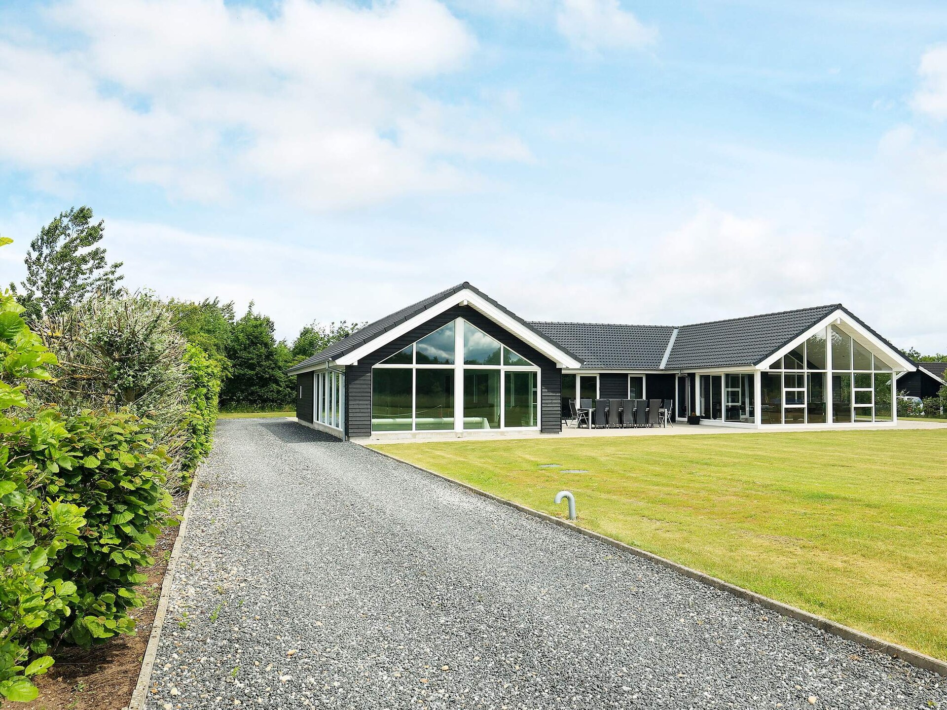 Luxe architectenhuis met 40m² zwembad, sauna & jacuzzi op 600m van fjord - foto 2