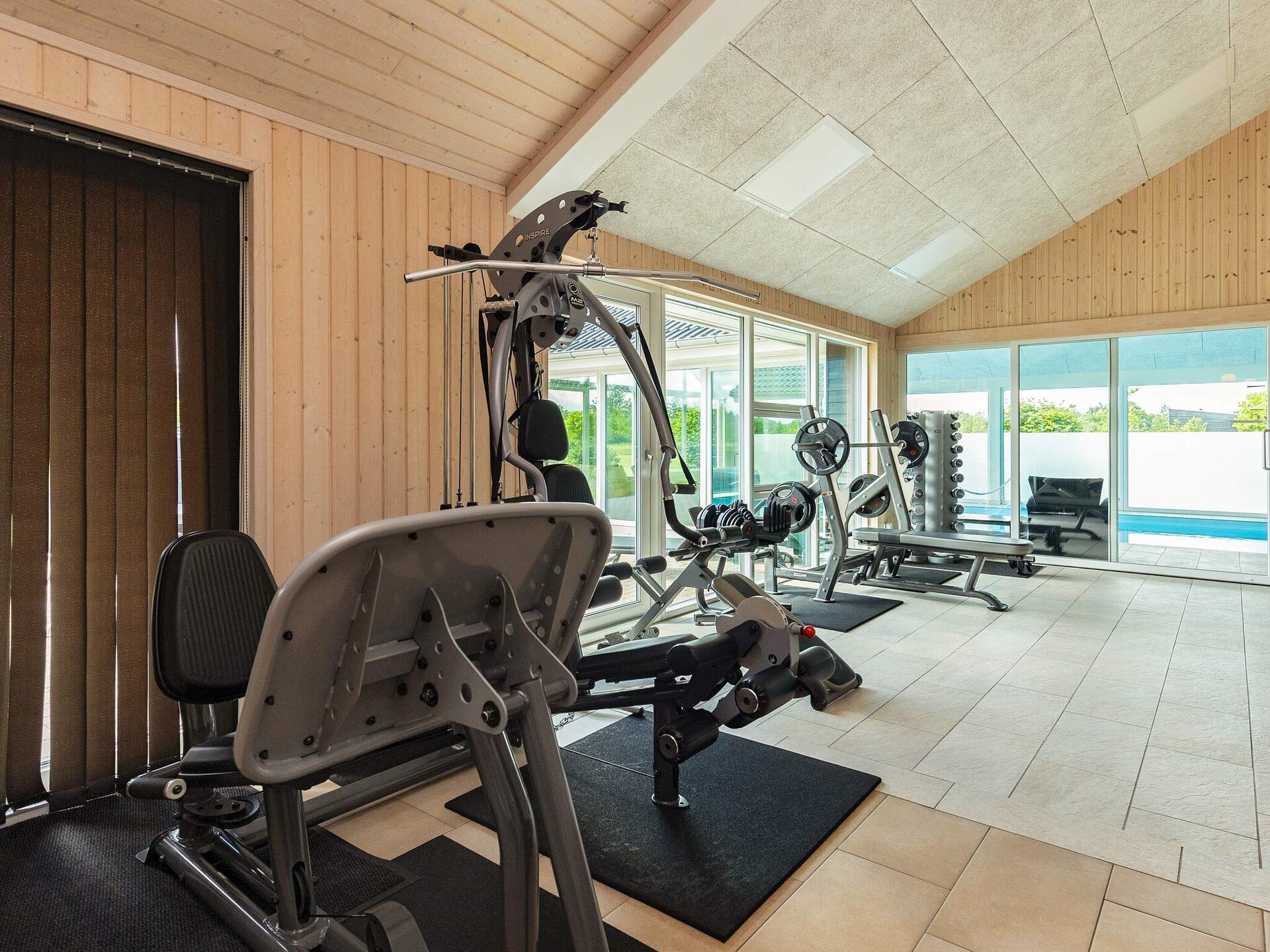 Luxe architectenhuis met 40m² zwembad, sauna & jacuzzi op 600m van fjord - foto 10