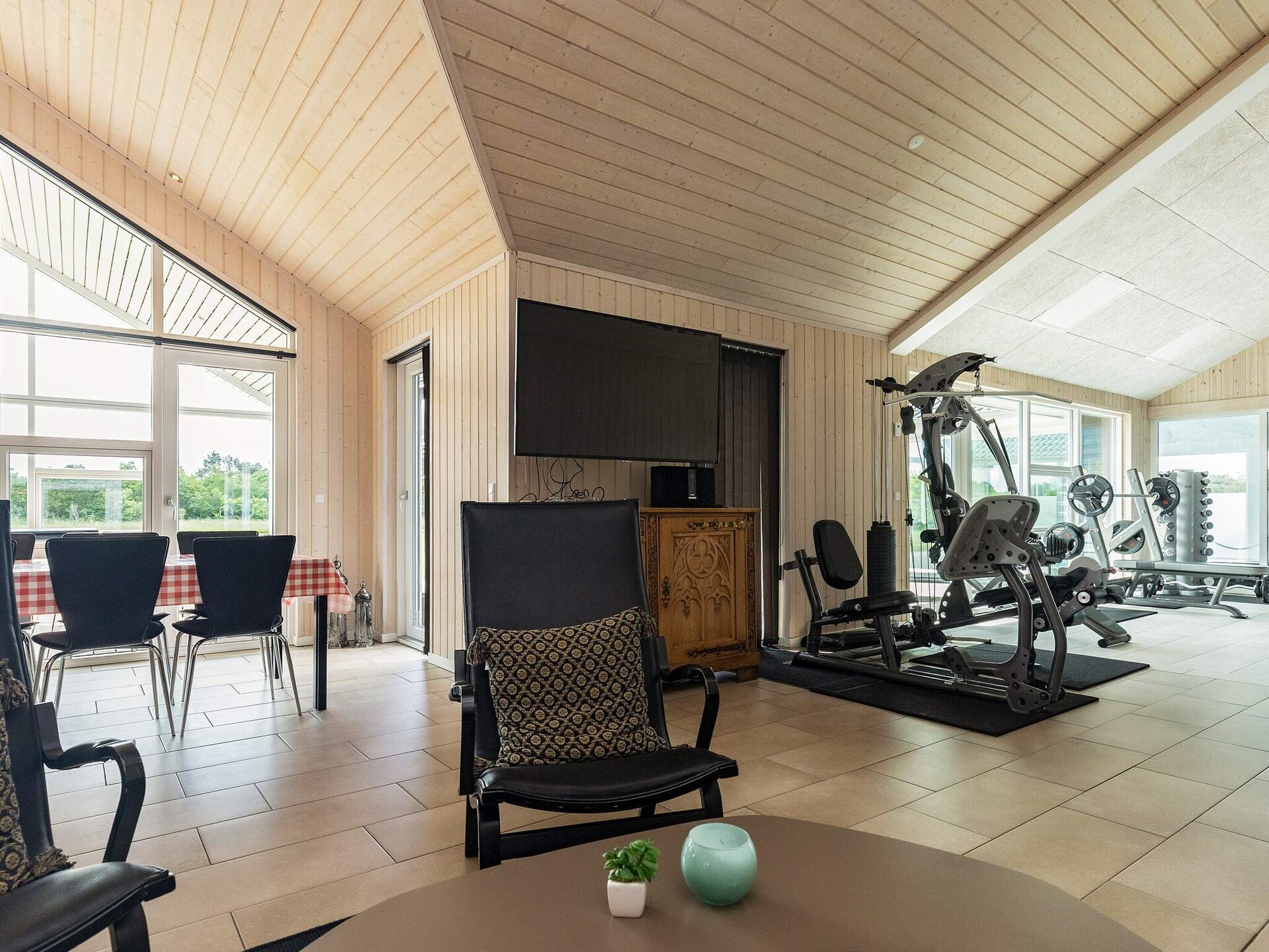 Luxe architectenhuis met 40m² zwembad, sauna & jacuzzi op 600m van fjord - foto 33