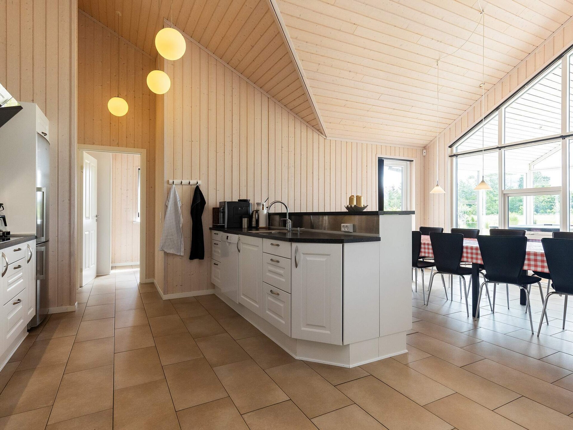 Luxe architectenhuis met 40m² zwembad, sauna & jacuzzi op 600m van fjord - foto 27