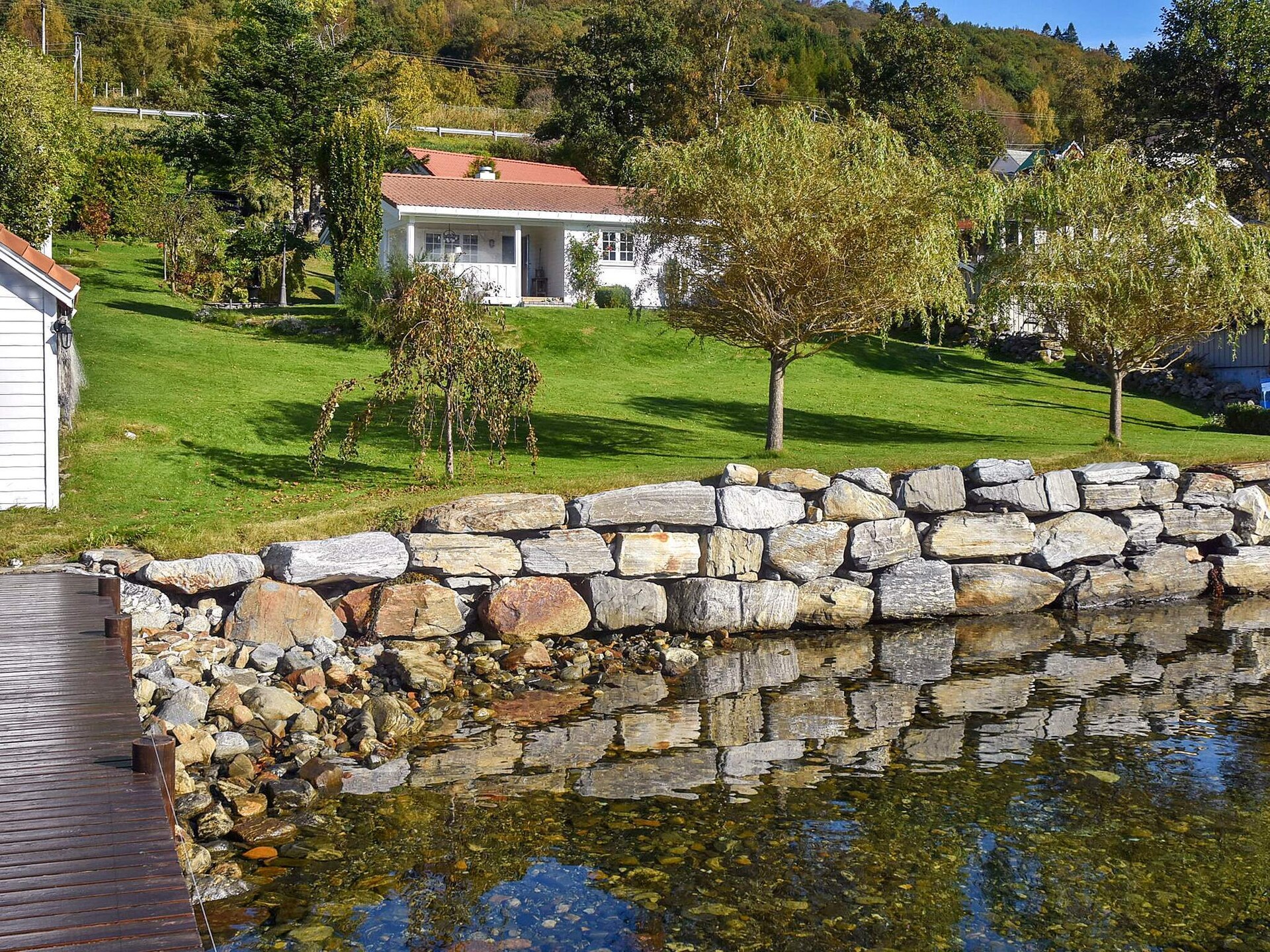 Vrijstaand vakantiehuis aan de Voldsfjord met bootverhuur en fjorduitzicht - foto 11