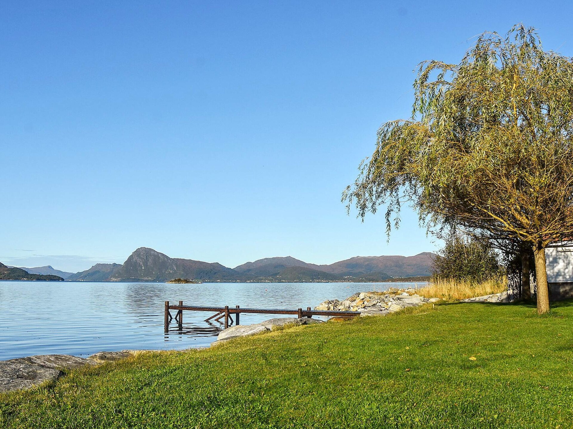 Vrijstaand vakantiehuis aan de Voldsfjord met bootverhuur en fjorduitzicht - foto 10