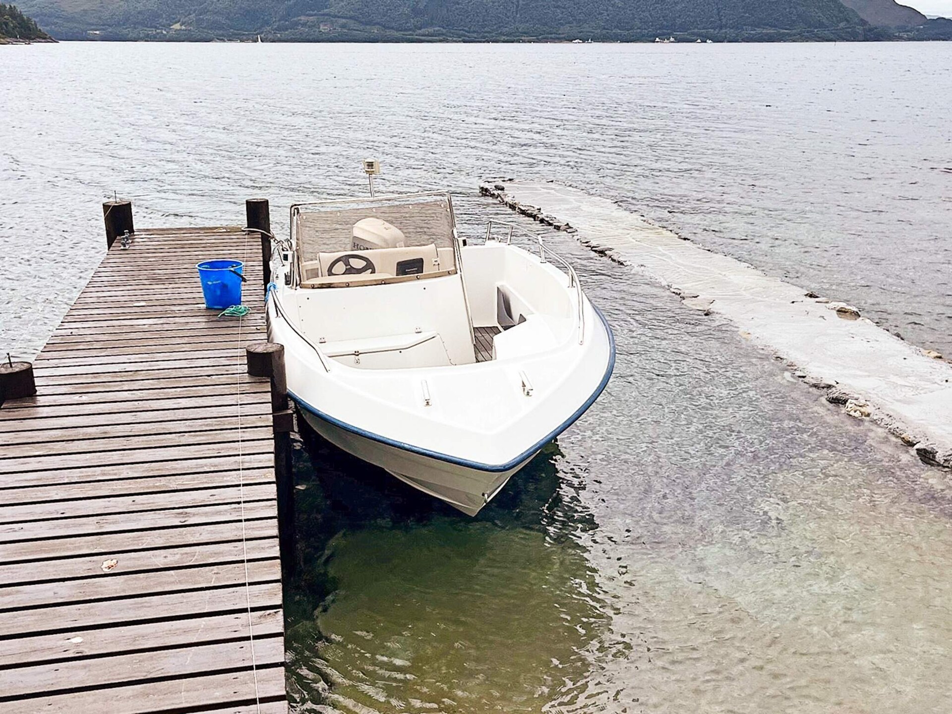 Vrijstaand vakantiehuis aan de Voldsfjord met bootverhuur en fjorduitzicht - foto 30