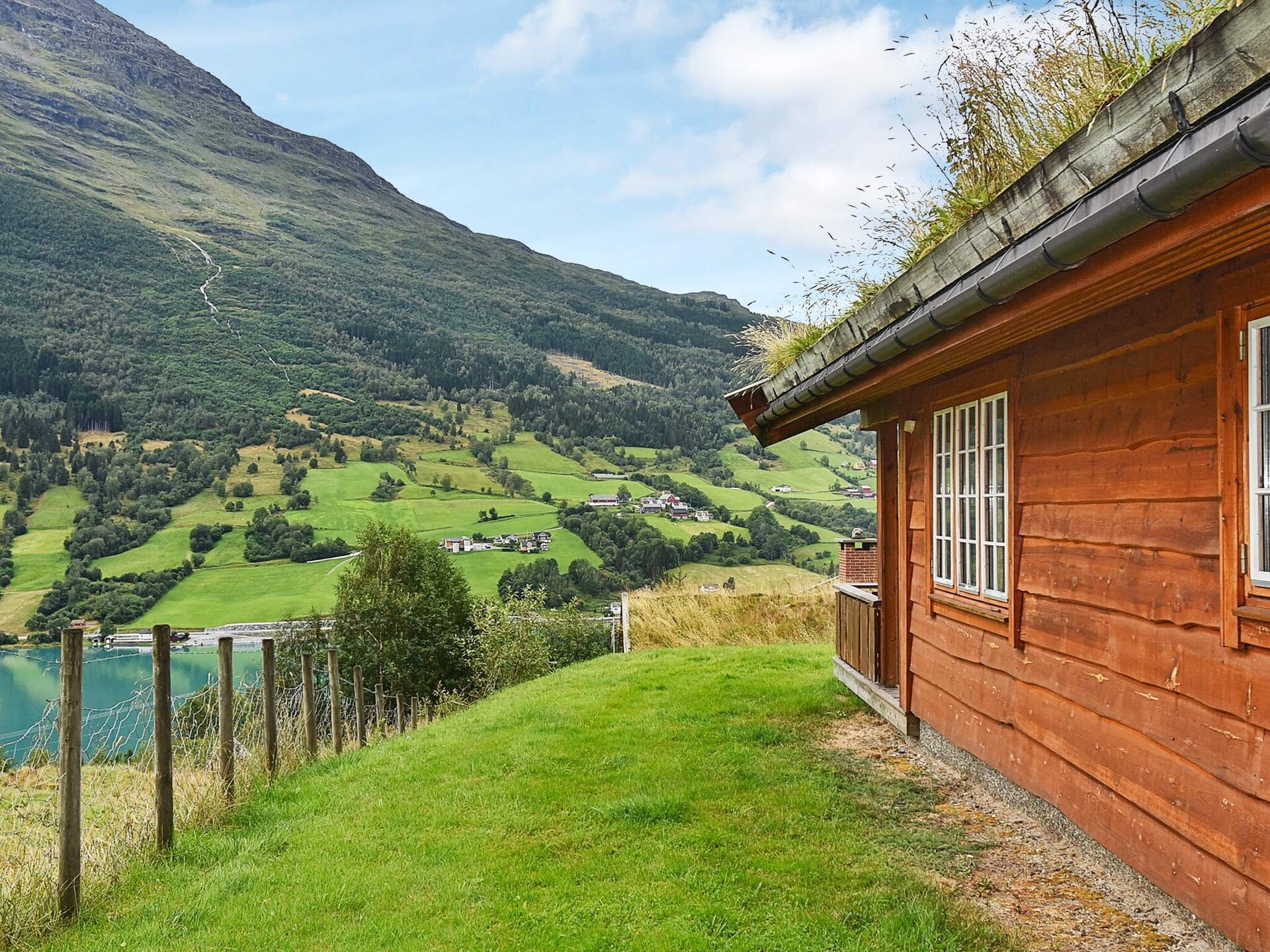 Vakantiehuis met panoramisch fjorduitzicht in Olden - foto 5
