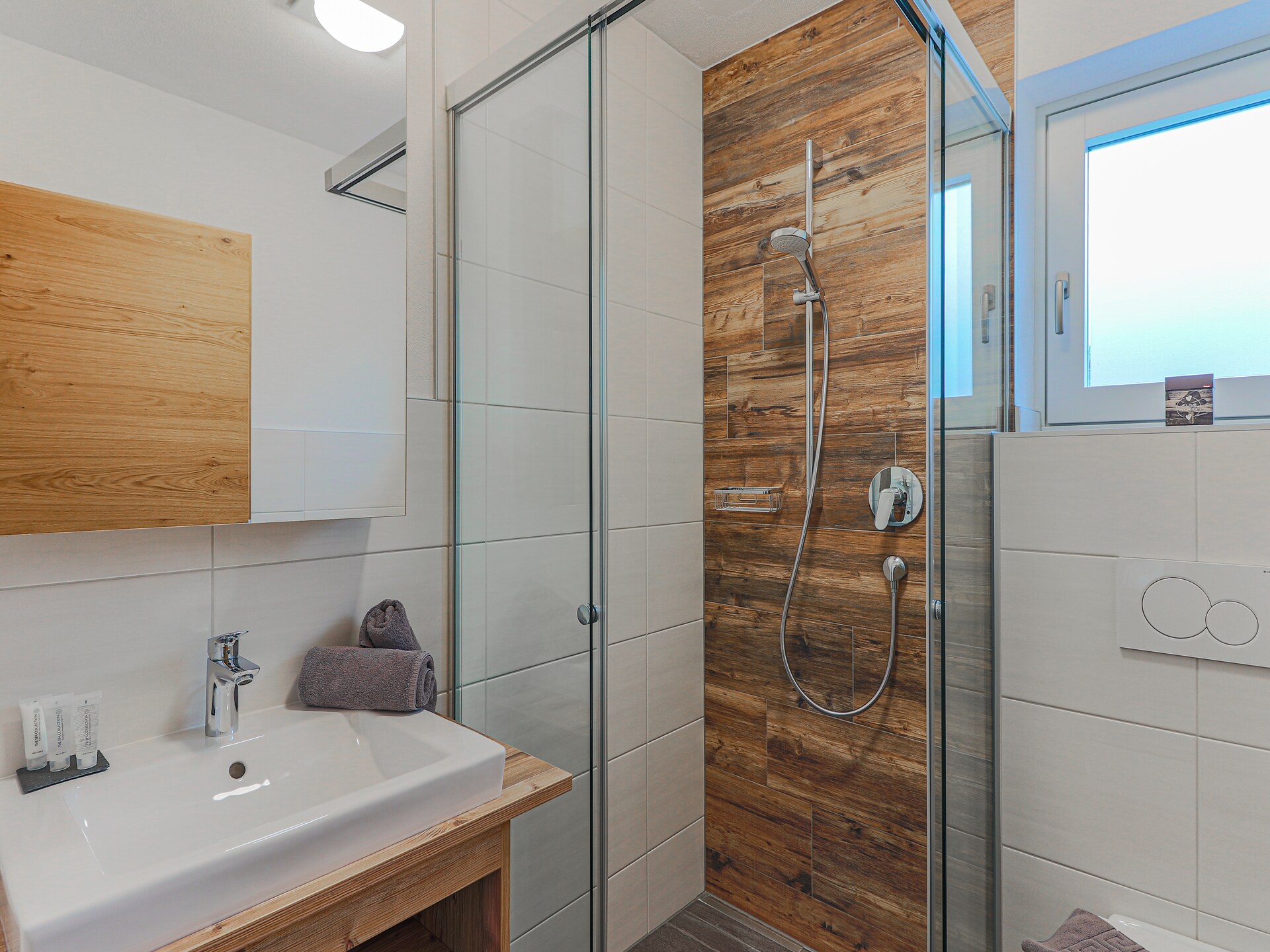 Op 500 m van het meer: ruim appartement in Brixen im Thale - foto 23