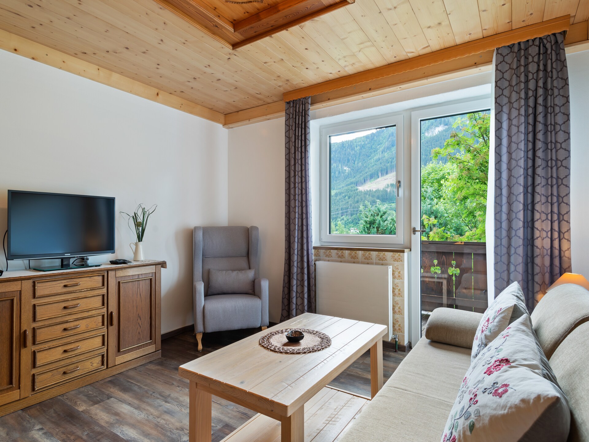 Dorfruh: Privé-appartement in Bramberg met balkon, dichtbij skigebieden - foto 7