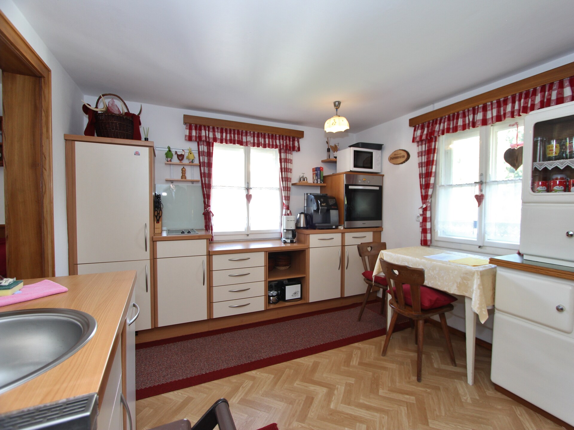 Chalet Anna Bramberg: 200m² vrijstaand aan de skipiste in het bos - foto 10
