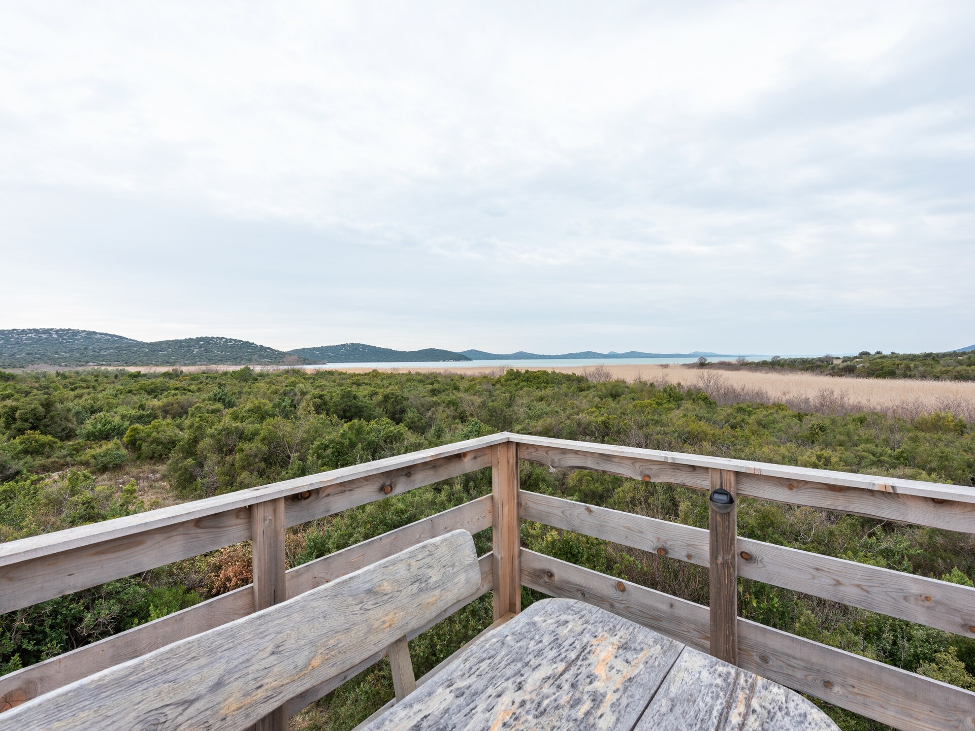 Robinsonhuis Vrana: sfeervol natuurhuis bij het meer voor 4 personen - foto 25