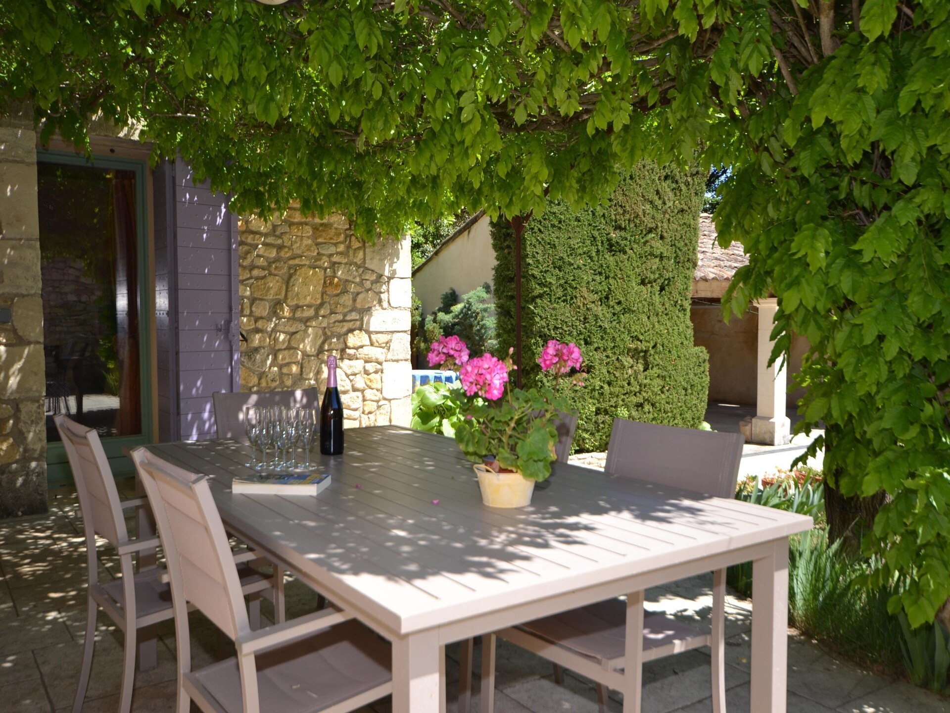 Privézwembad en Provençaalse charme in Vaison-la-Romaine - foto 13