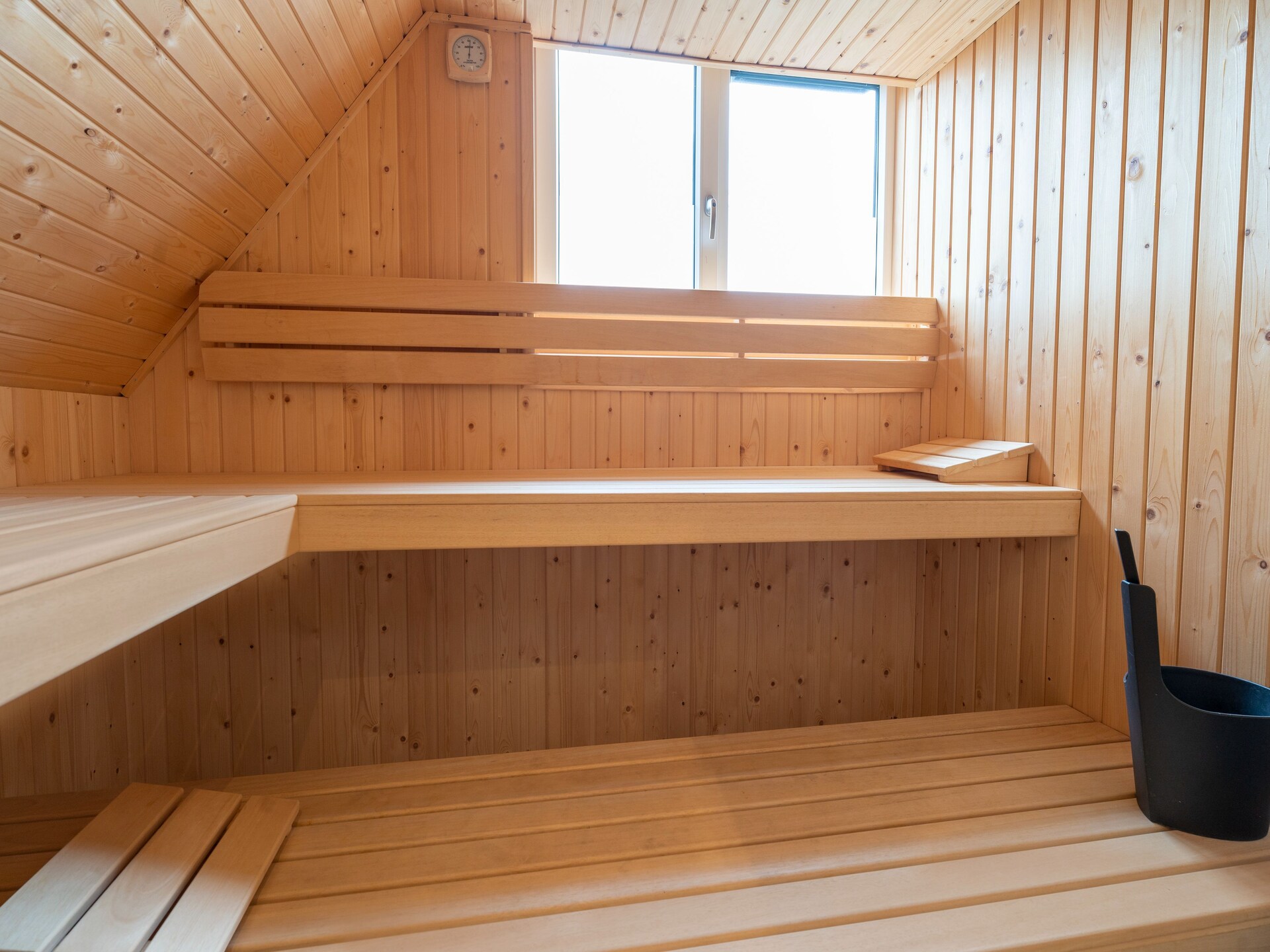 Luxueuze vrijstaande villa met sauna op Texel, dichtbij strand en bos - foto 35