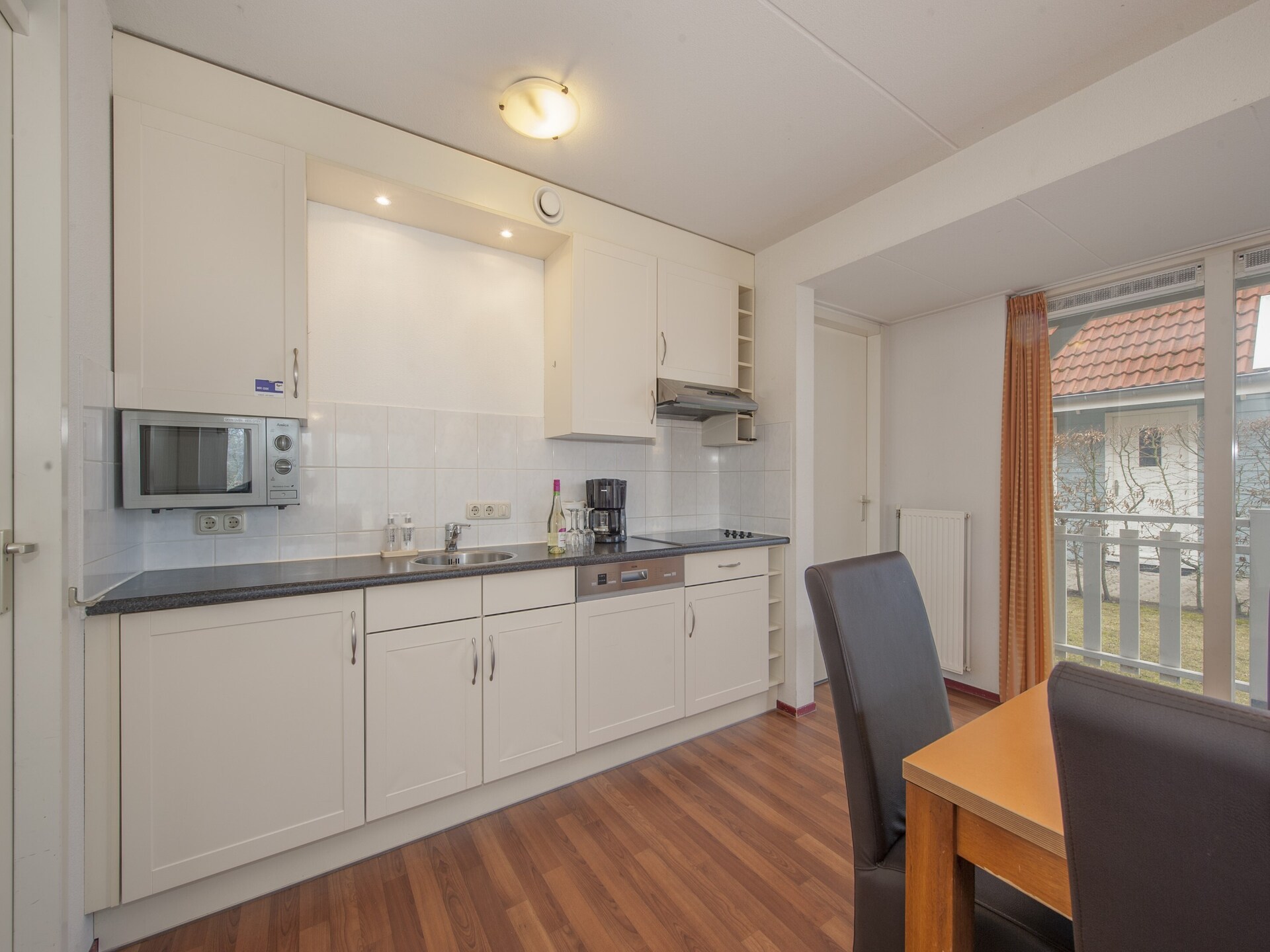 Villa Aquadelta 40: Luxe vrijstaand vakantiehuis in Bruinisse voor 8 personen en honden - foto 6