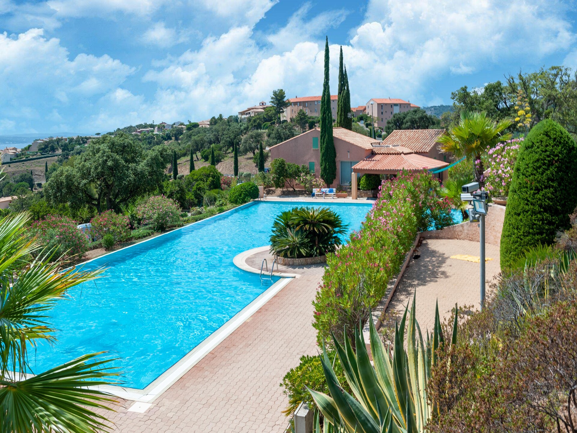 Vakantiehuis Le Mazet Elly & Julian in Roquebrune-sur-Argens - foto 1