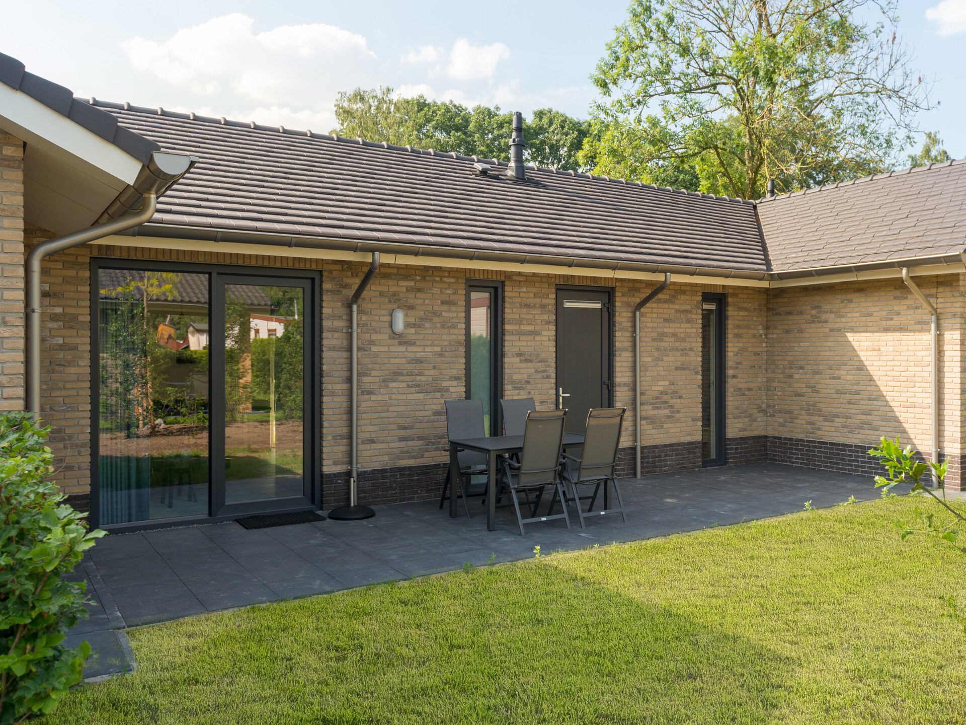 Landgoed De IJsvogel 8: stijlvol vakantiehuis aan het water in Voorthuizen - foto 7