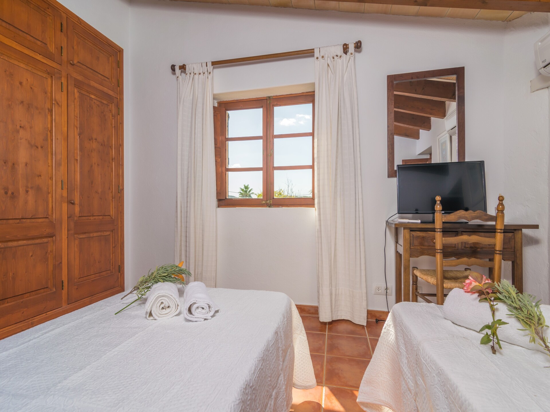 Vrijstaande villa aan de golfbaan bij Alcúdia met privézwembad - foto 31