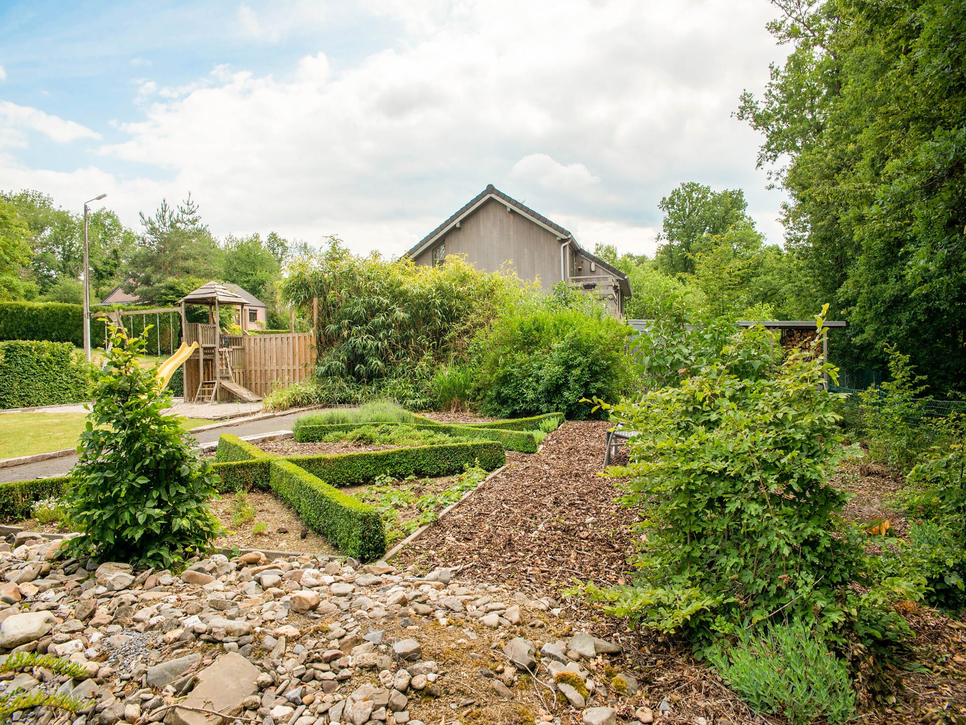 12-persoons vakantiehuis met tuin en speeltoestellen in Durbuy - foto 25