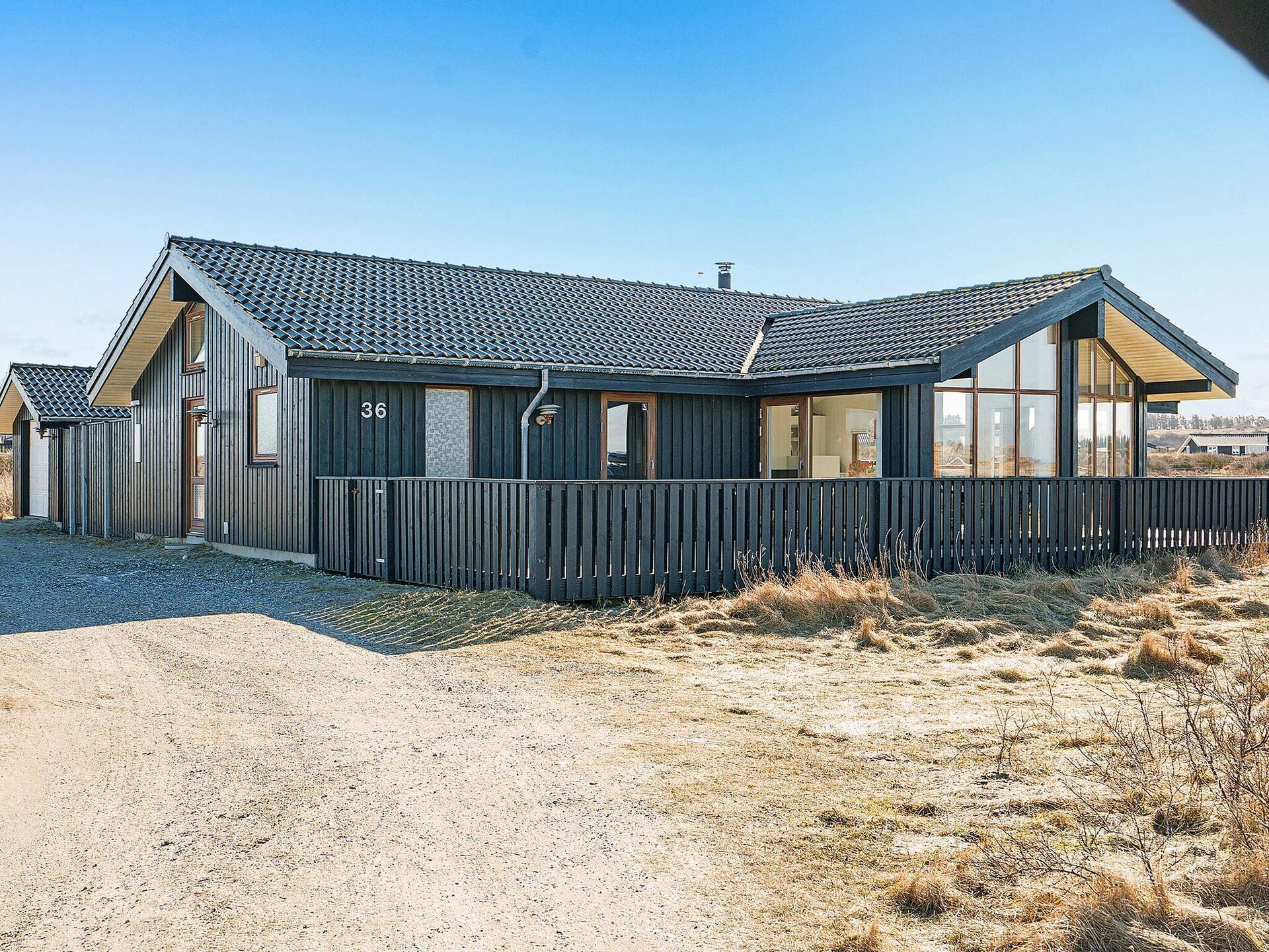 Ruim vakantiehuis met duinenzicht op 50m van Noordzeestrand in Nørlev - foto 31
