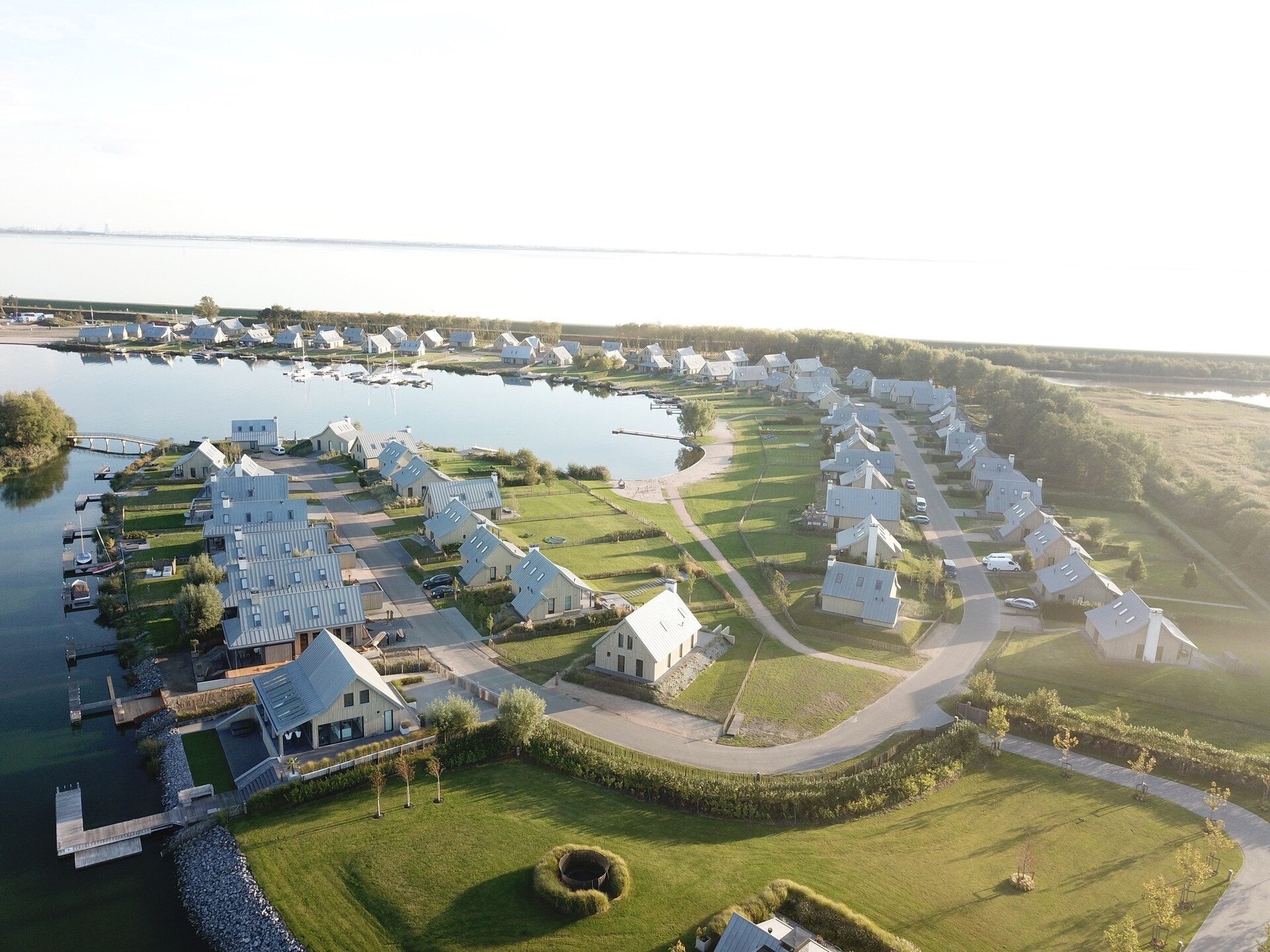 Designvilla aan het water in Oesterdam Resort – 6 personen, 3 slaapkamers - foto 7