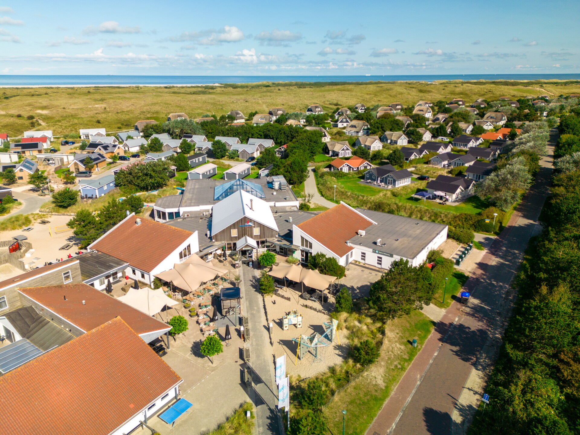 Moderne gezinsbungalow bij zee op Ameland – Vakantiepark Boomhiemke - foto 27