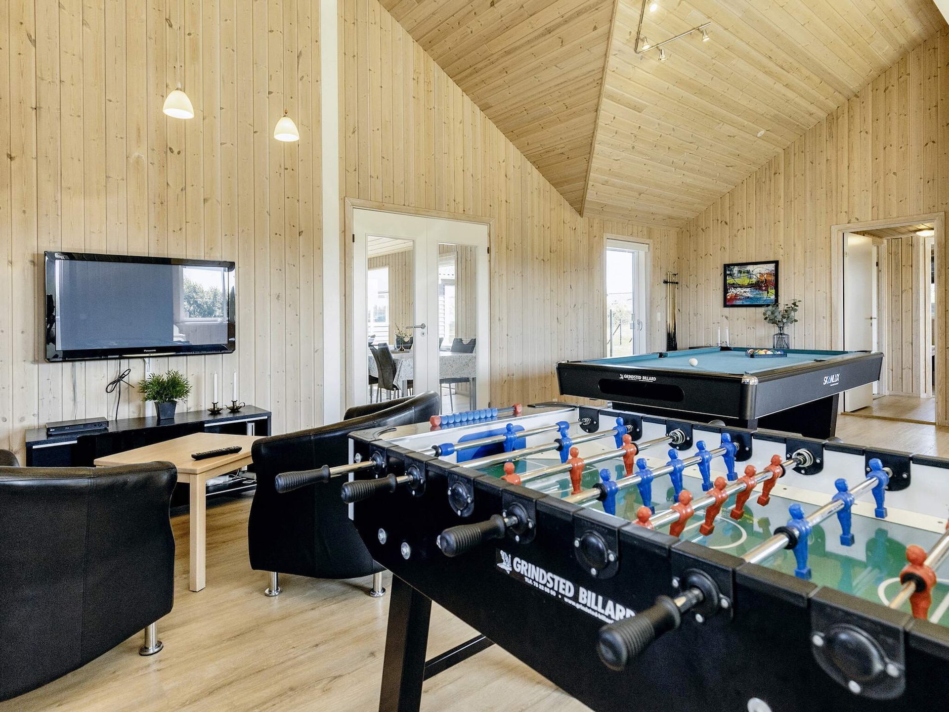 Op 800 m van zee: ruim vakantiehuis in Løkken voor 20 personen - foto 46