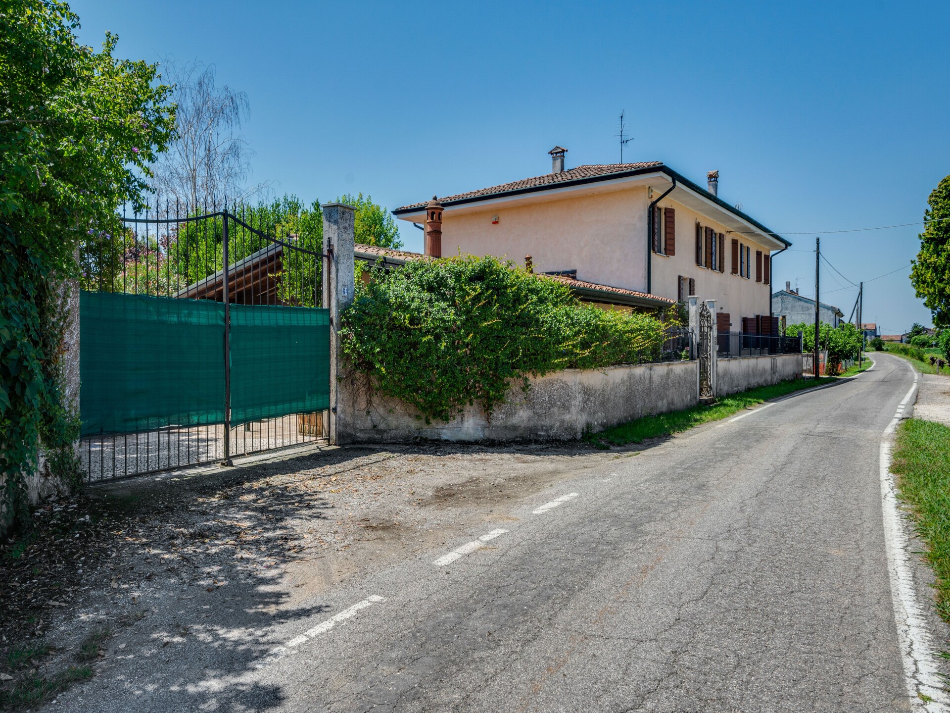 Ruim vrijstaand vakantiehuis met zwembad tussen Mantua, Verona en het Gardameer - foto 6