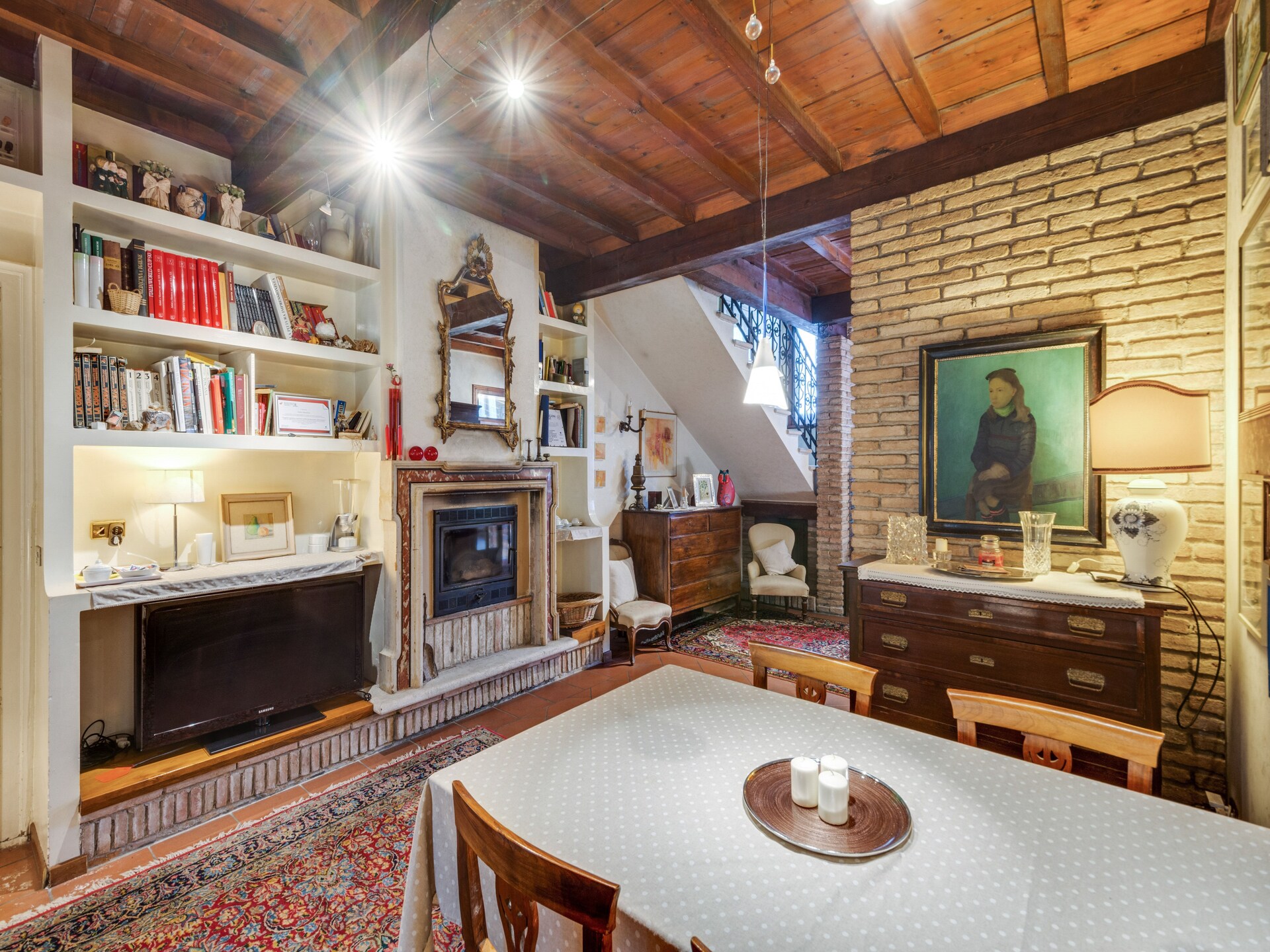Ruim vrijstaand vakantiehuis met zwembad tussen Mantua, Verona en het Gardameer - foto 11