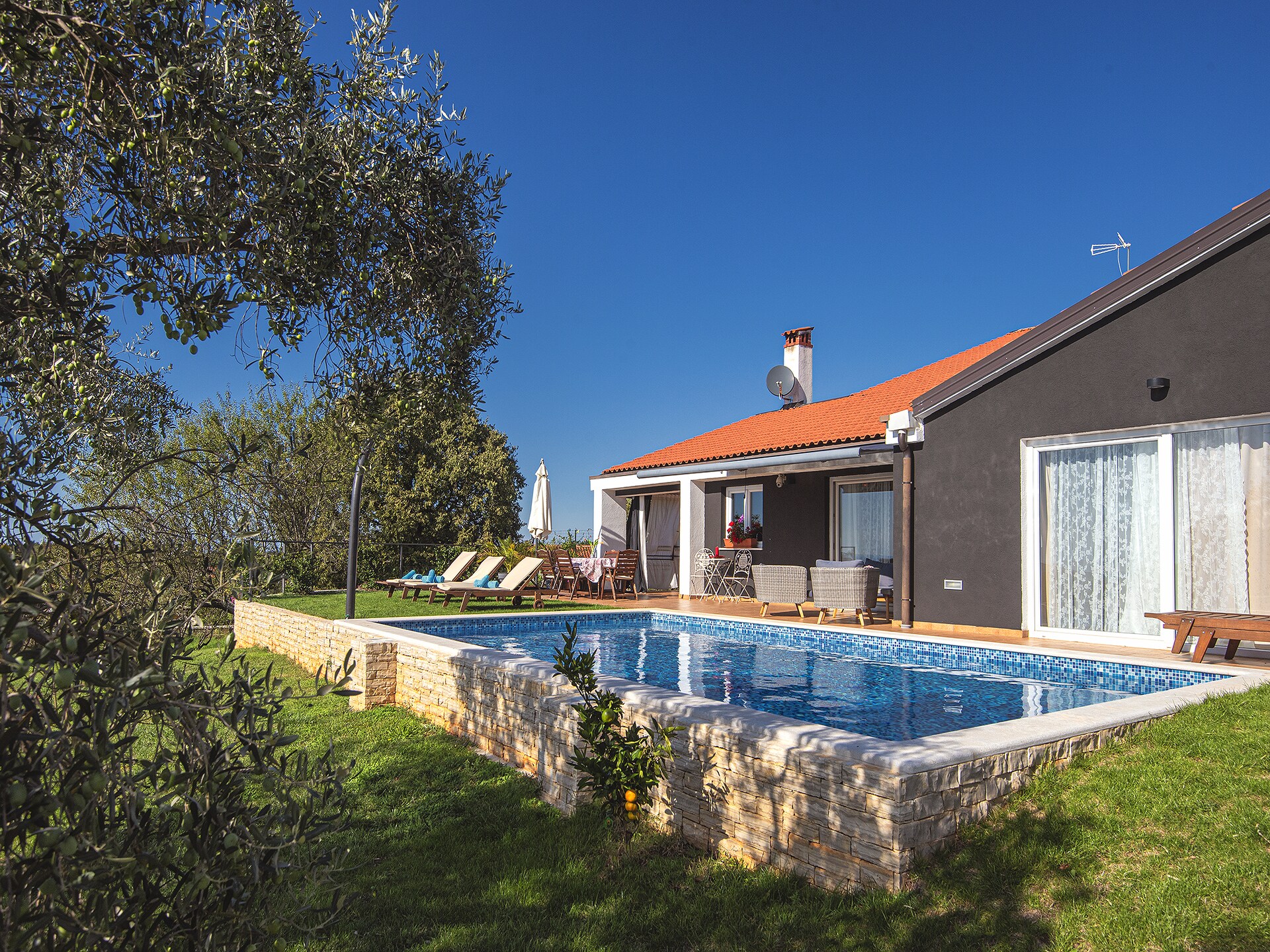 Villa Rubini: Ruim familieparadijs met zwembad bij Rovinj - foto 7