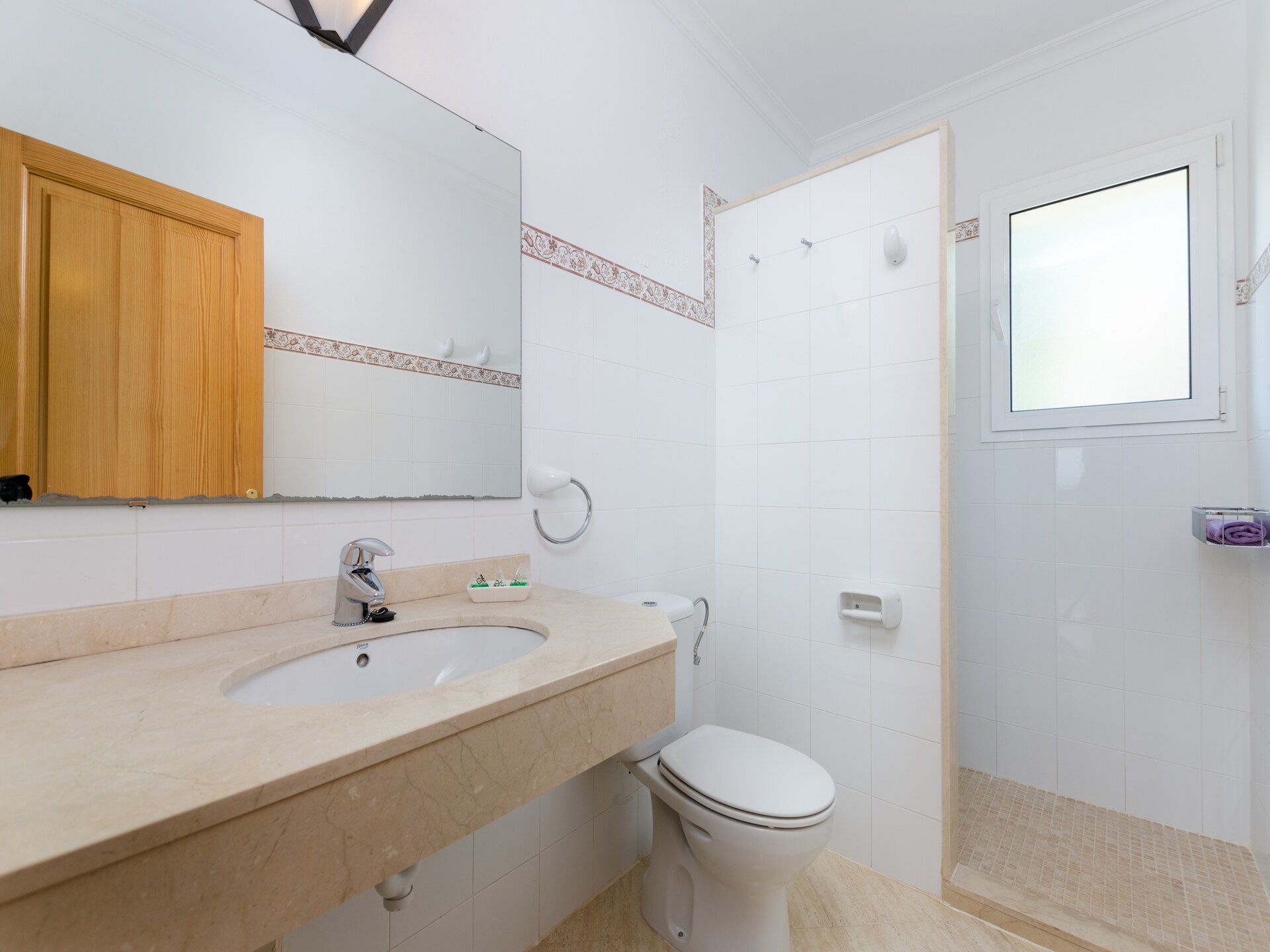 Appartement met directe toegang tot de idyllische baai van Cala Mandia - foto 24