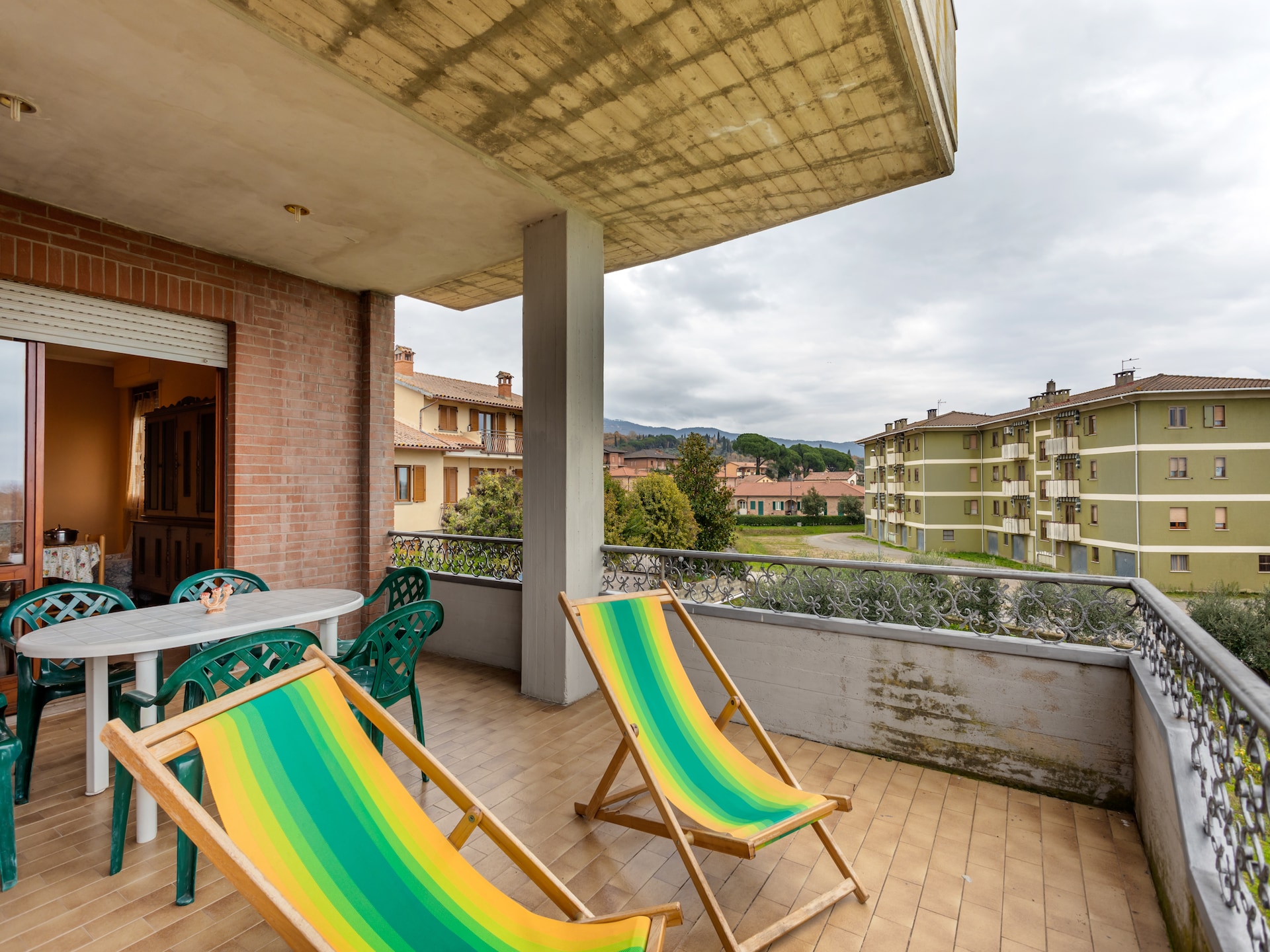 Ruim appartement in Tuoro sul Trasimeno nabij het meer - foto 31