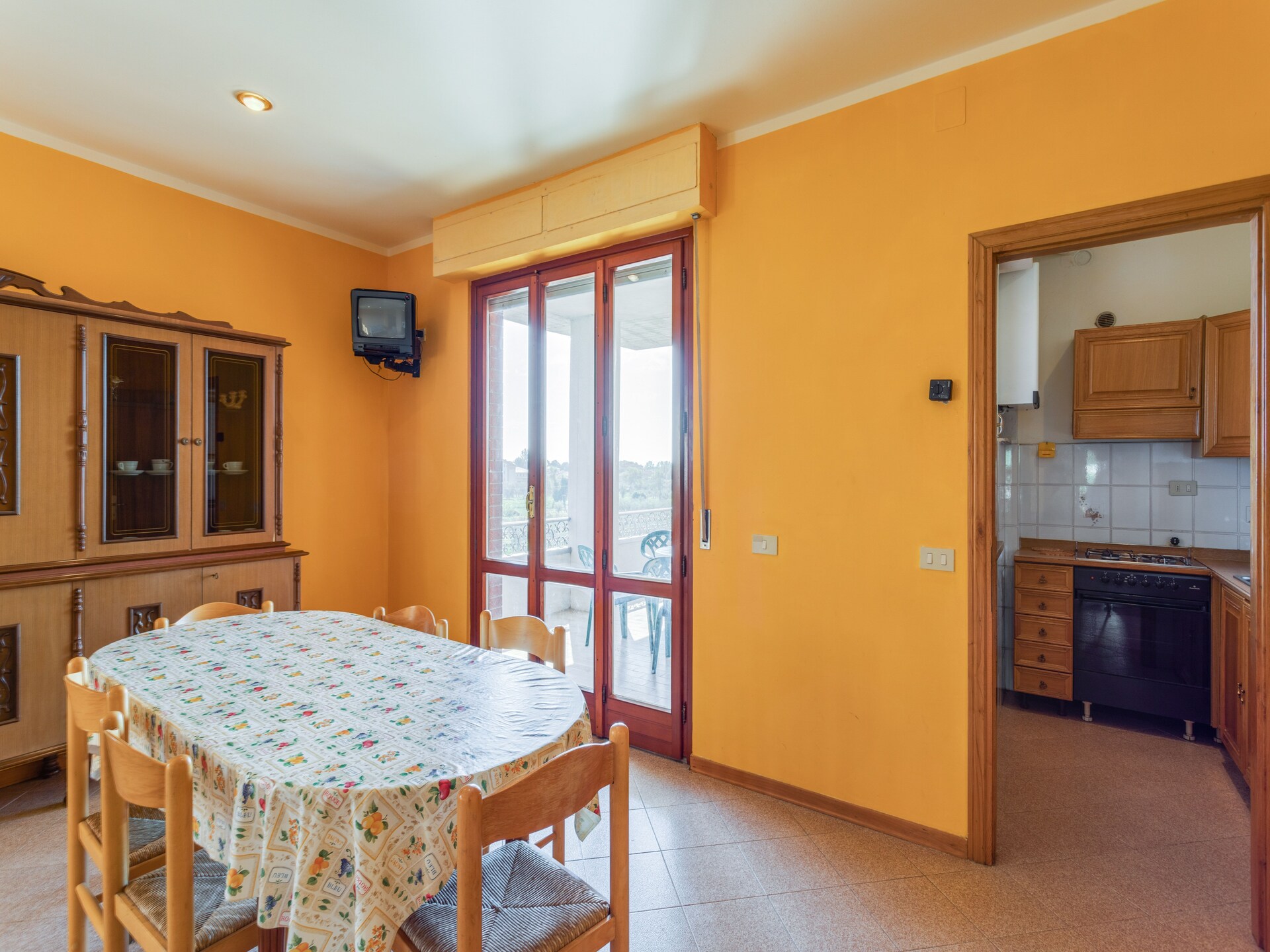 Ruim appartement in Tuoro sul Trasimeno nabij het meer - foto 3