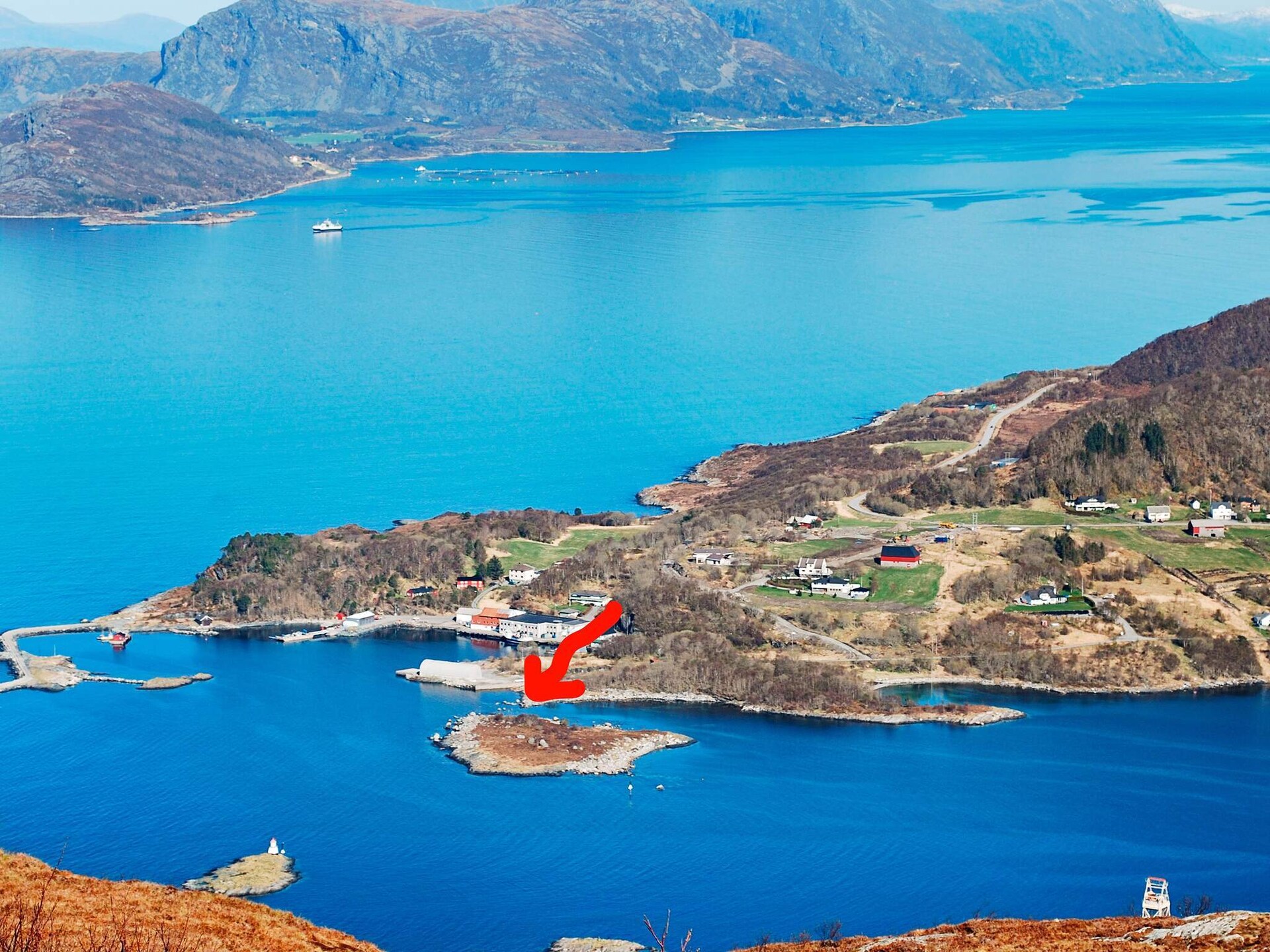 Authentieke rorbu aan de fjord met panoramisch uitzicht en visbootverhuur - foto 8