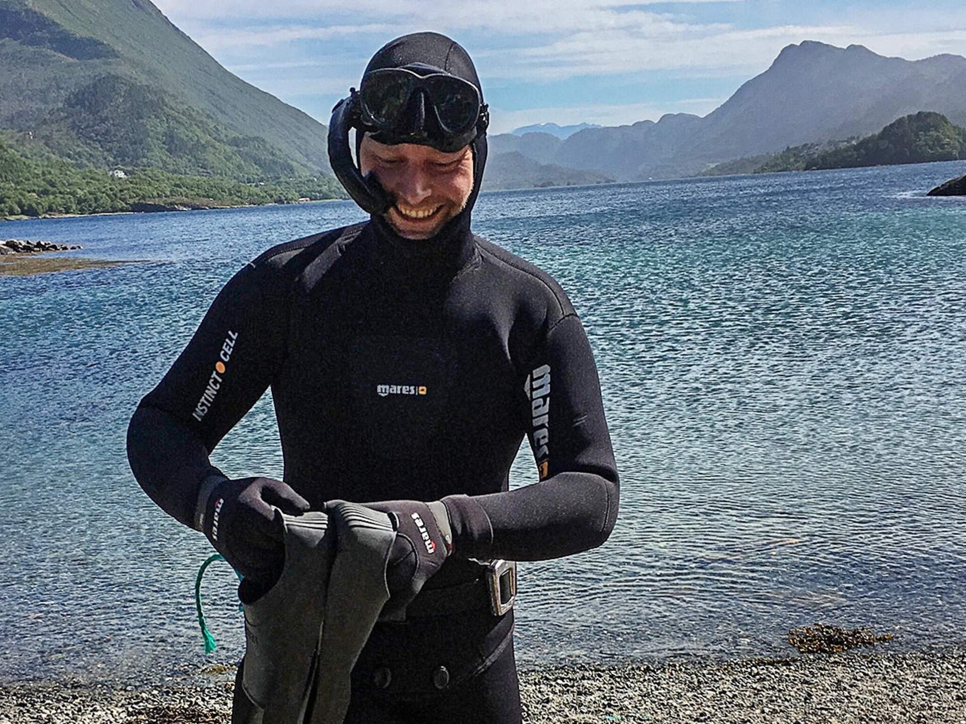 Authentieke rorbu aan de fjord met panoramisch uitzicht en visbootverhuur - foto 34