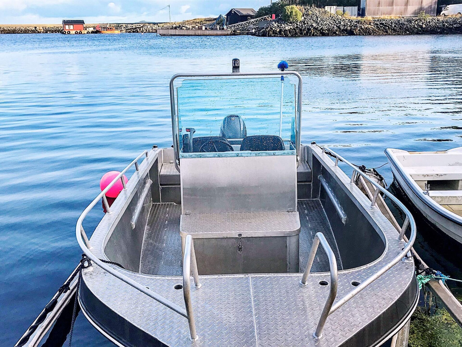 Authentieke rorbu aan de fjord met panoramisch uitzicht en visbootverhuur - foto 42