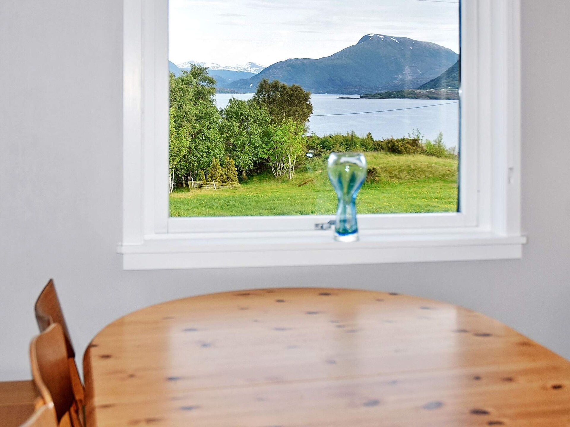 Fjorduitzicht voor 10 personen met jacuzzi en bootverhuur in Midsund - foto 26