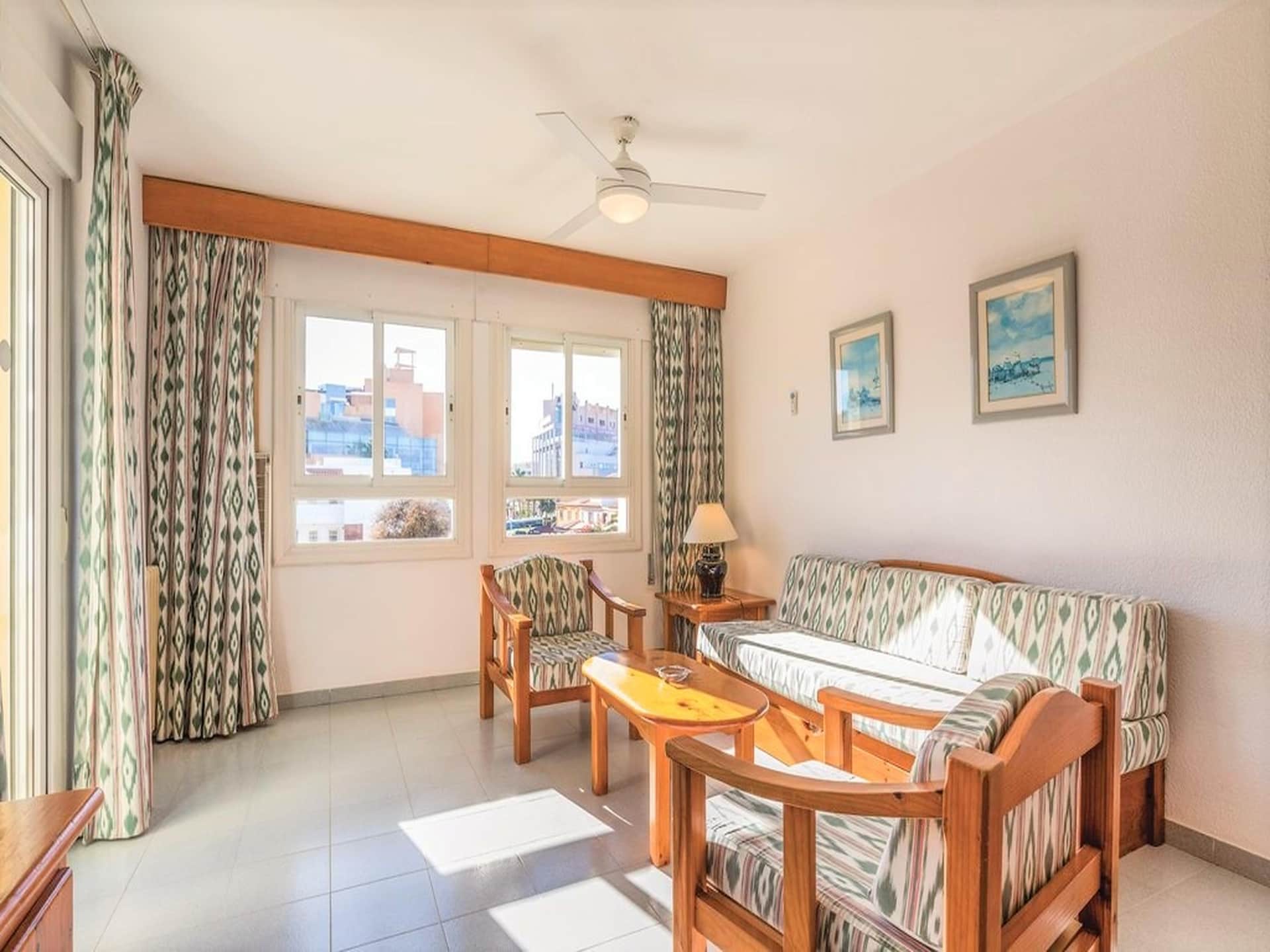 Zonnig appartement in Roquetas de Mar met zwembad, dichtbij strand en golfbaan - foto 2