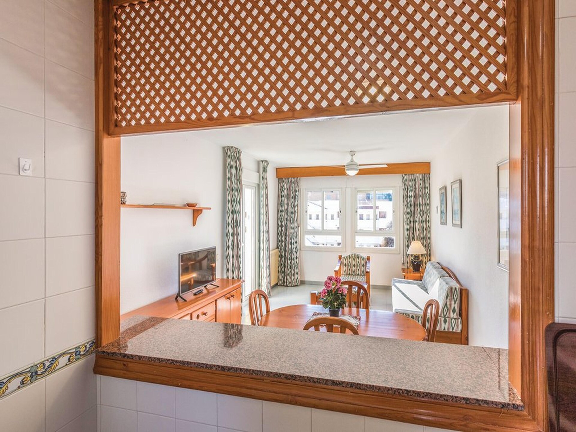 Zonnig appartement in Roquetas de Mar met zwembad, dichtbij strand en golfbaan - foto 11