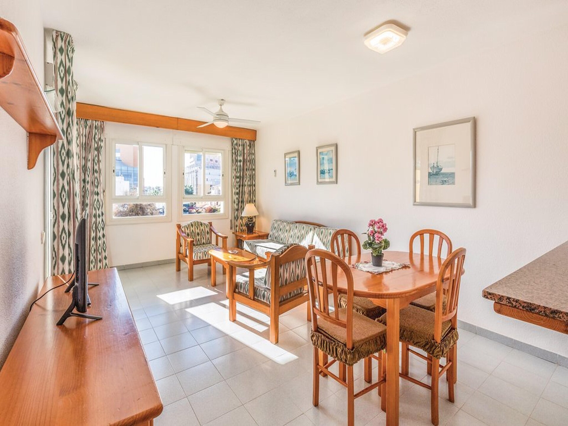 Zonnig appartement in Roquetas de Mar met zwembad, dichtbij strand en golfbaan - foto 12