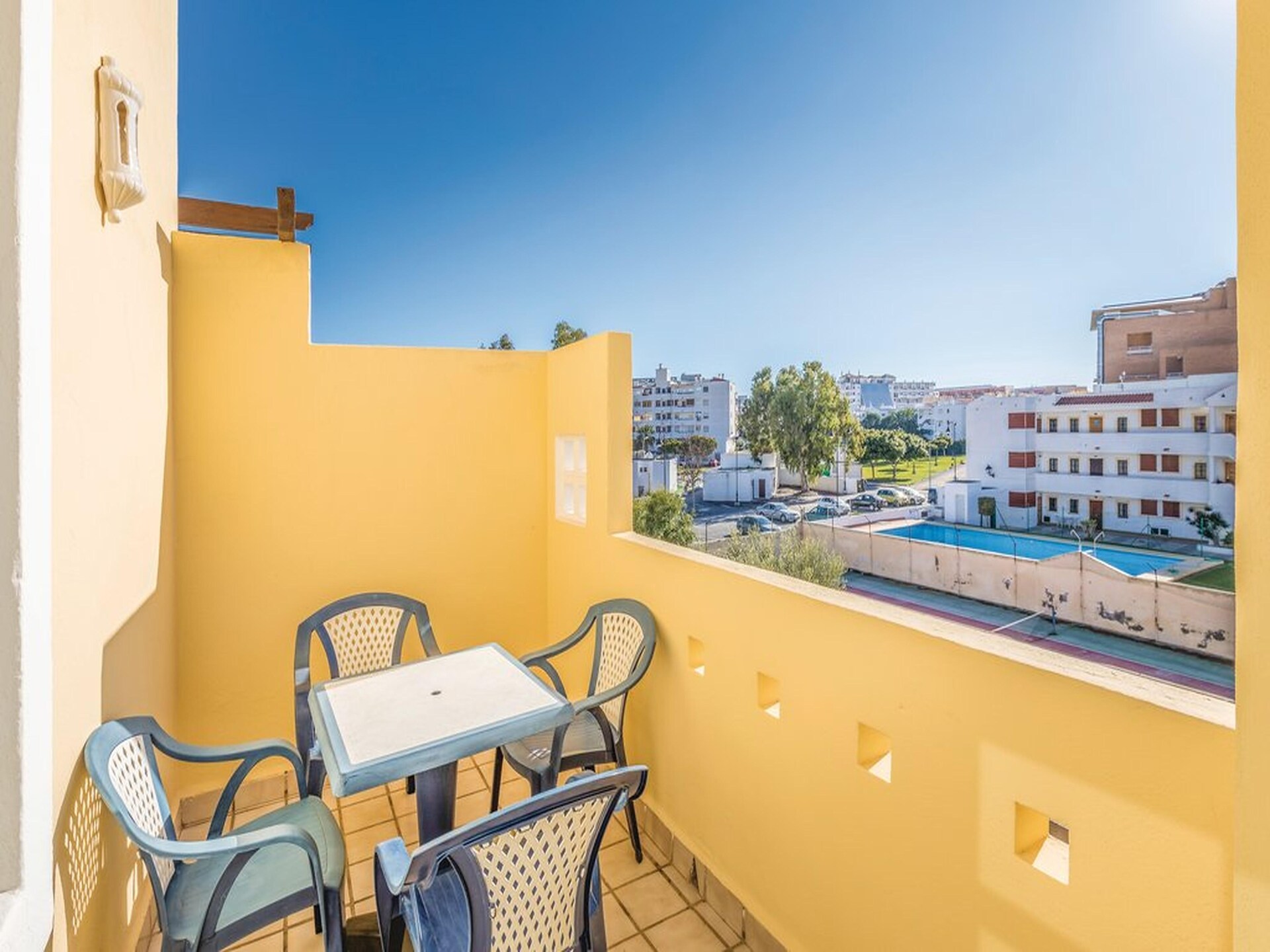 Zonnig appartement in Roquetas de Mar met zwembad, dichtbij strand en golfbaan - foto 20