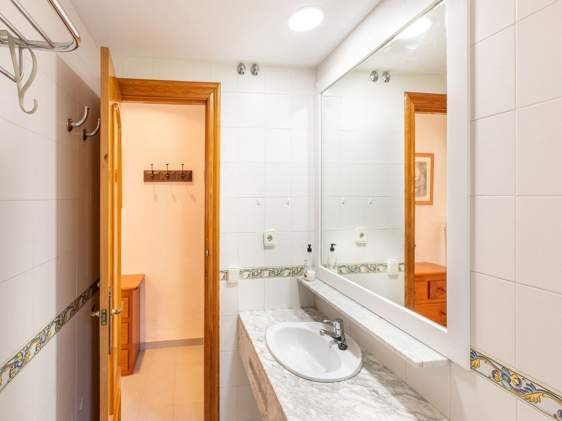 Zonnig appartement in Roquetas de Mar met zwembad, dichtbij strand en golfbaan - foto 16