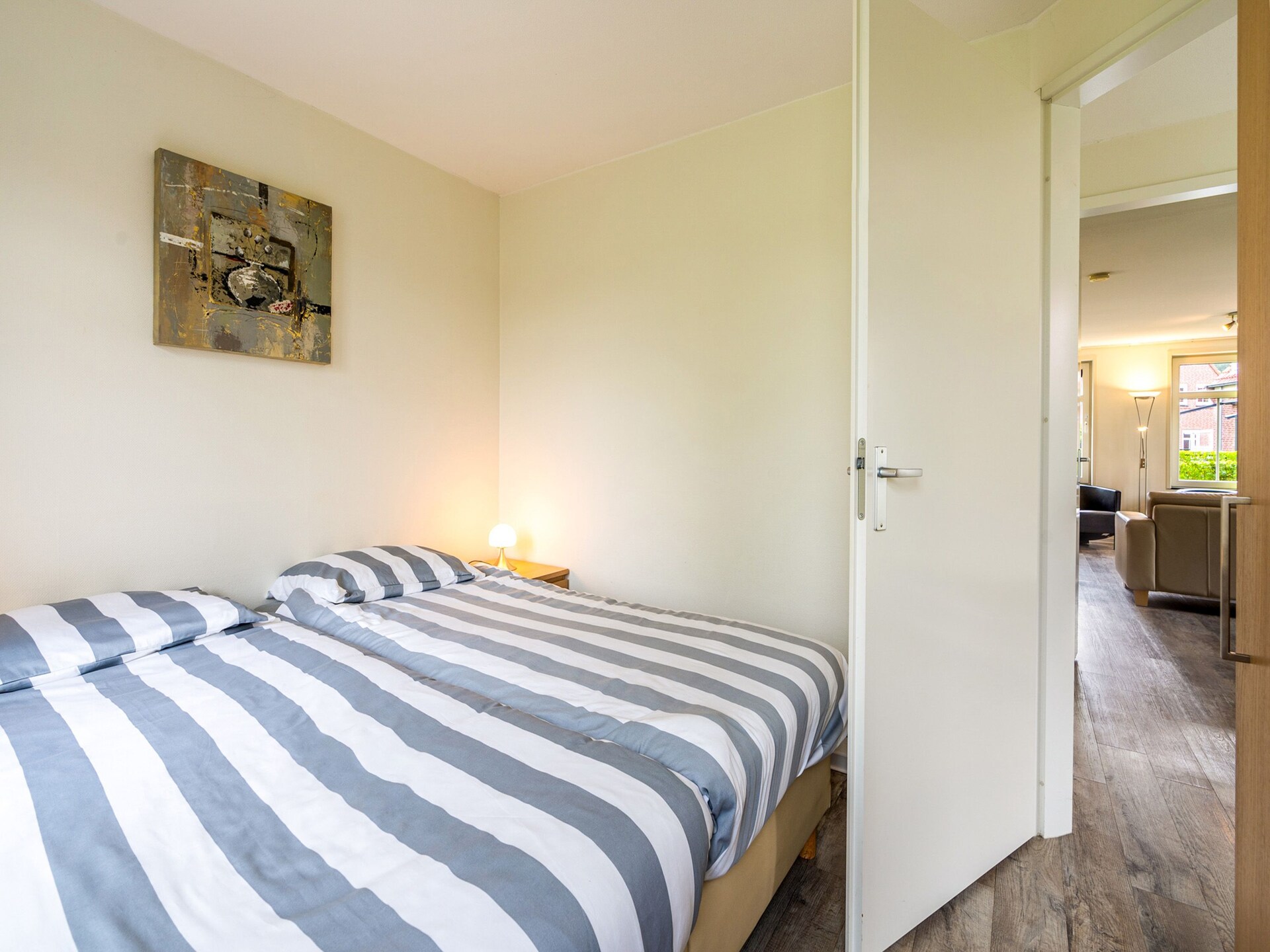 Vrijstaand vakantiehuis met omheinde tuin in Breskens, 1 km van het strand - foto 14