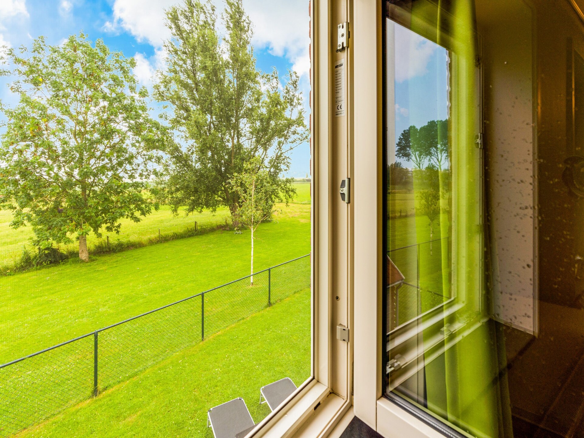 Vrijstaand vakantiehuis met omheinde tuin in Breskens, 1 km van het strand - foto 25
