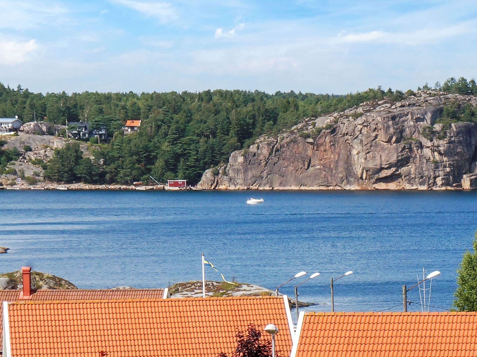 Zonnige stuga aan de golfbaan, 200 meter van zee bij Strömstad - foto 9